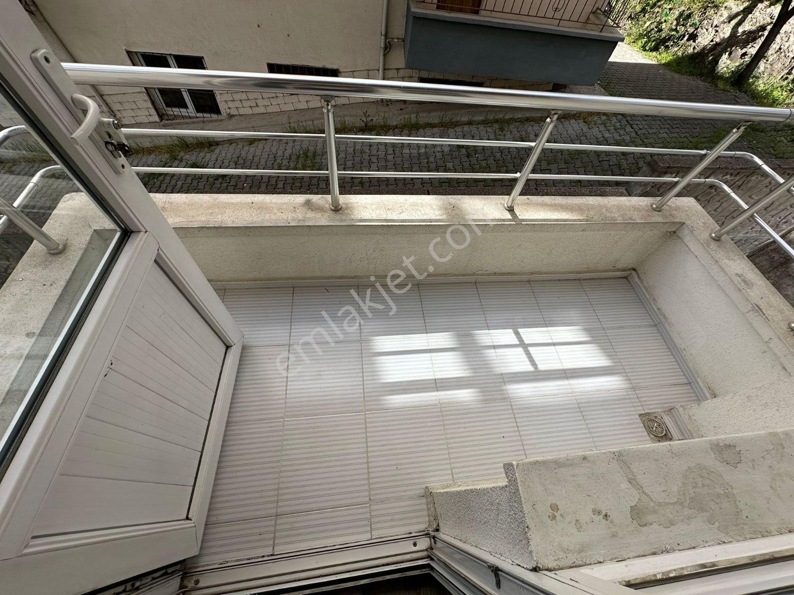 Hayal'den Malazgirt Mah'de 2+1 Ara Katta Bağımsız Kullanışlı Daire - Görsel 31