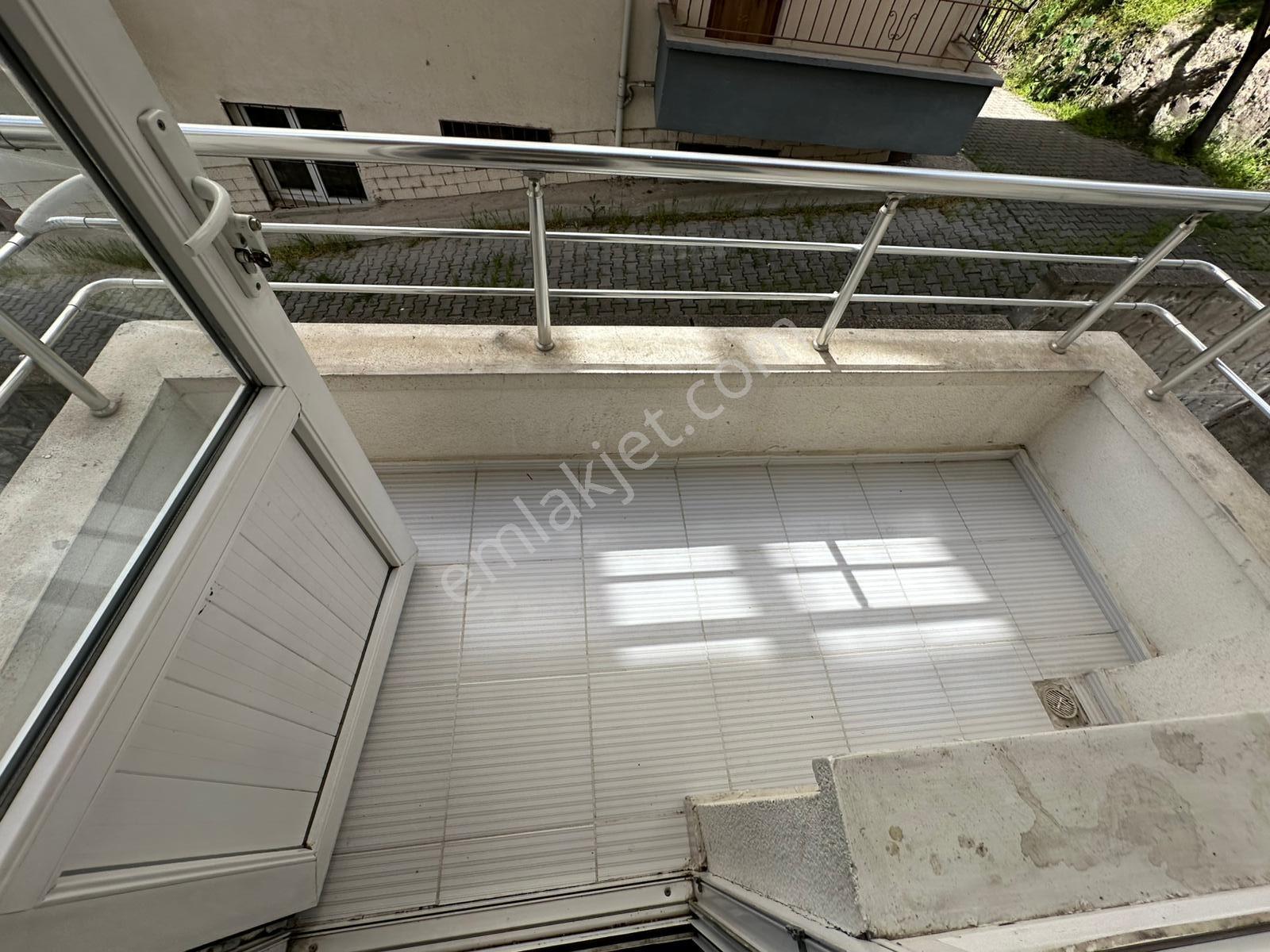 Hayal'den Malazgirt Mah'de 2+1 Ara Katta Bağımsız Kullanışlı Daire - Görsel 32