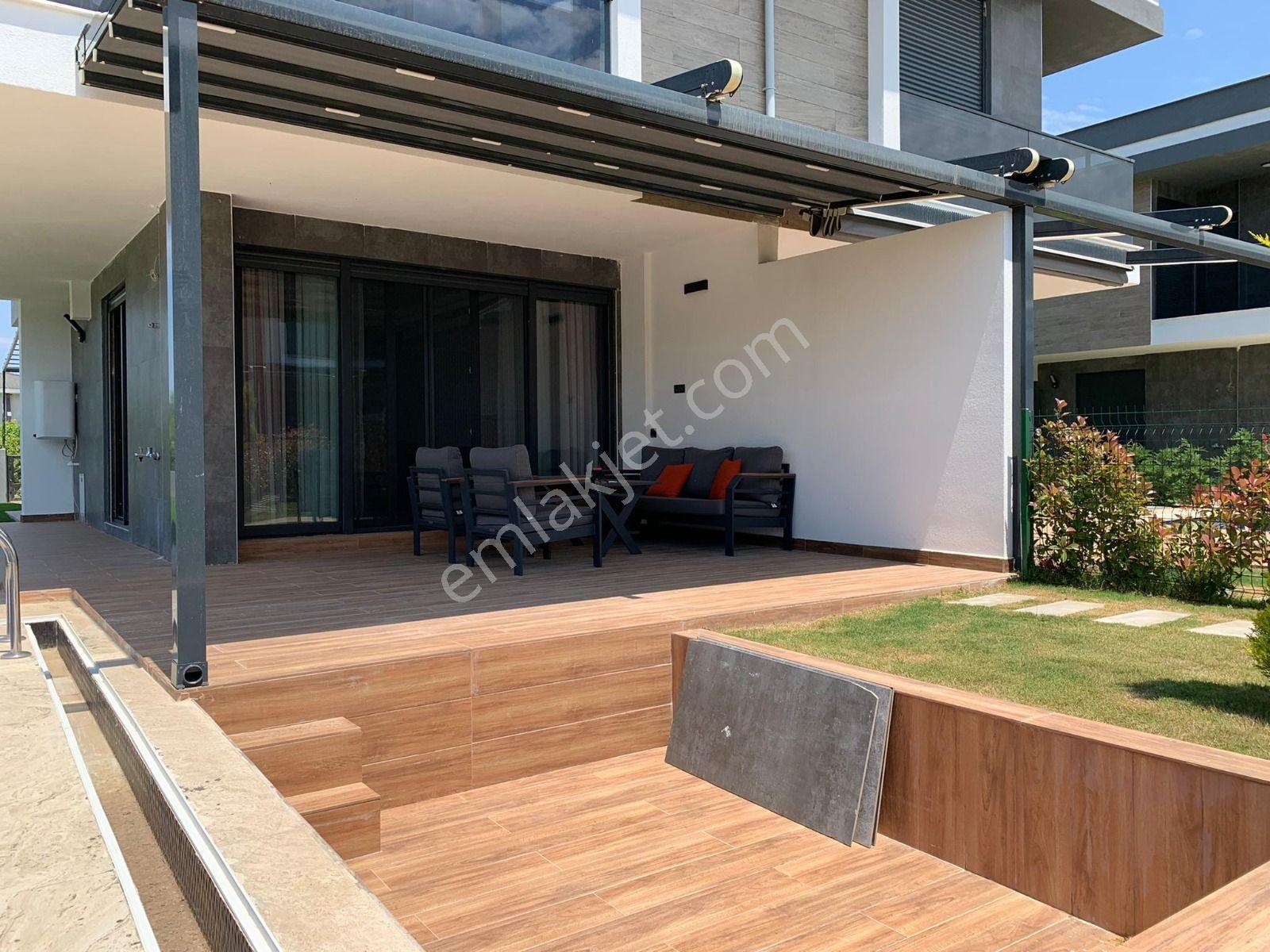 Aydın Kuşadası Davutlar Mahallesi'nde Havuzlu Satılık 3+1 Villa - Görsel 27