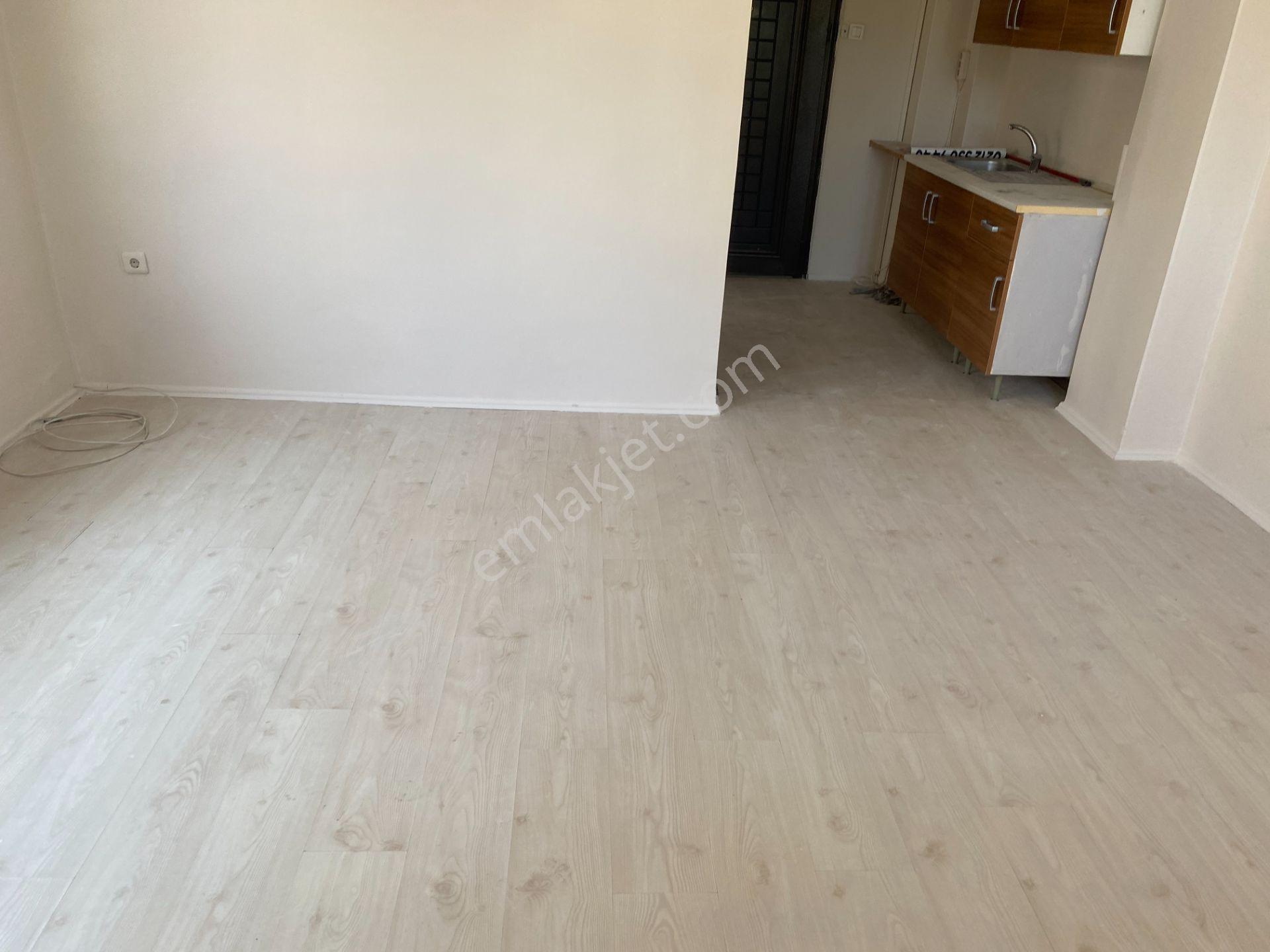 Destan-094-k.m.paşa Meydanına Cepheli-1-oda-geniş-salon-orta-1-kat-55m2-ofis-katı-işyerine - Görsel 19