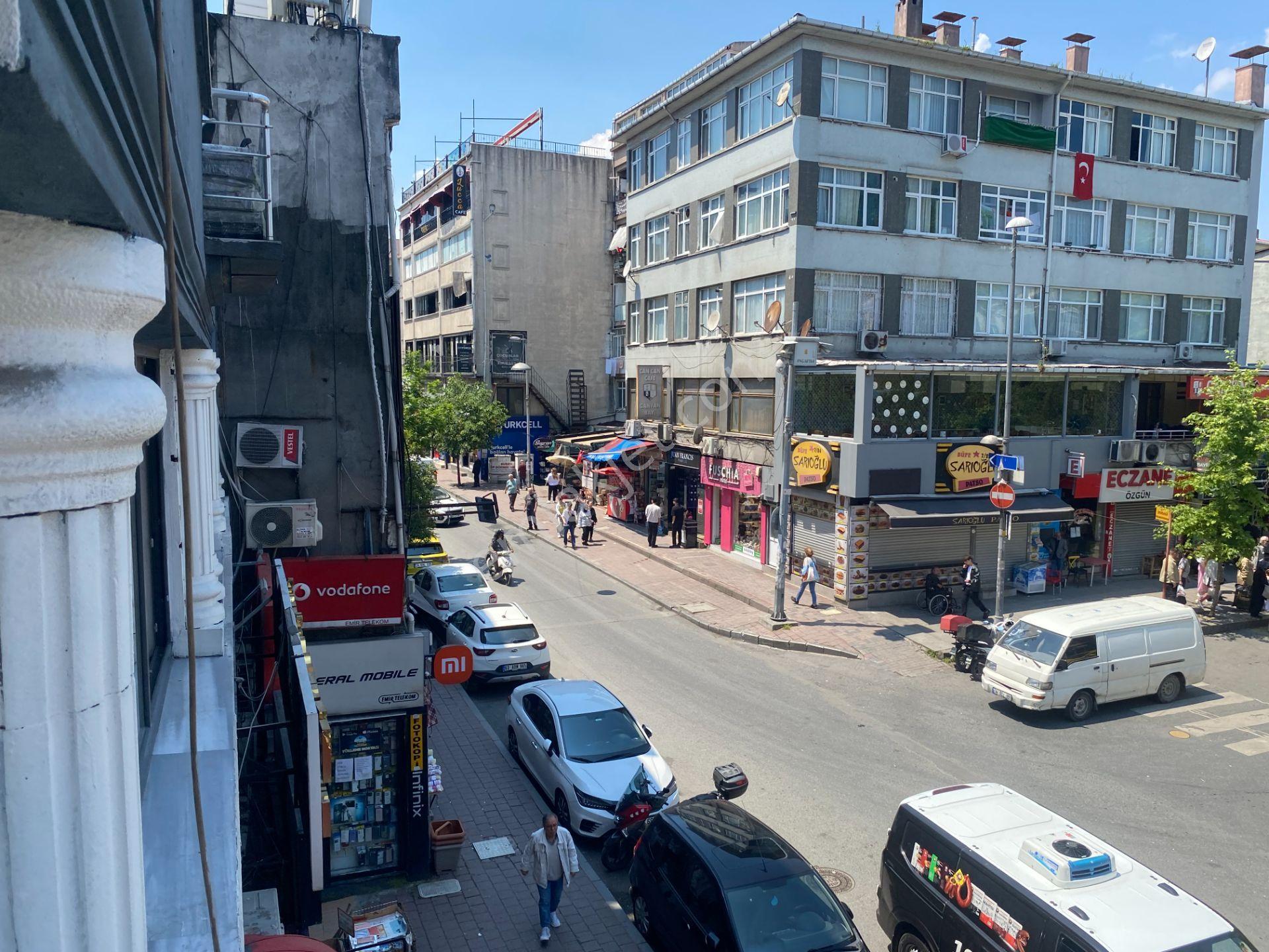 Destan-094-k.m.paşa Meydanına Cepheli-1-oda-geniş-salon-orta-1-kat-55m2-ofis-katı-işyerine - Görsel 24