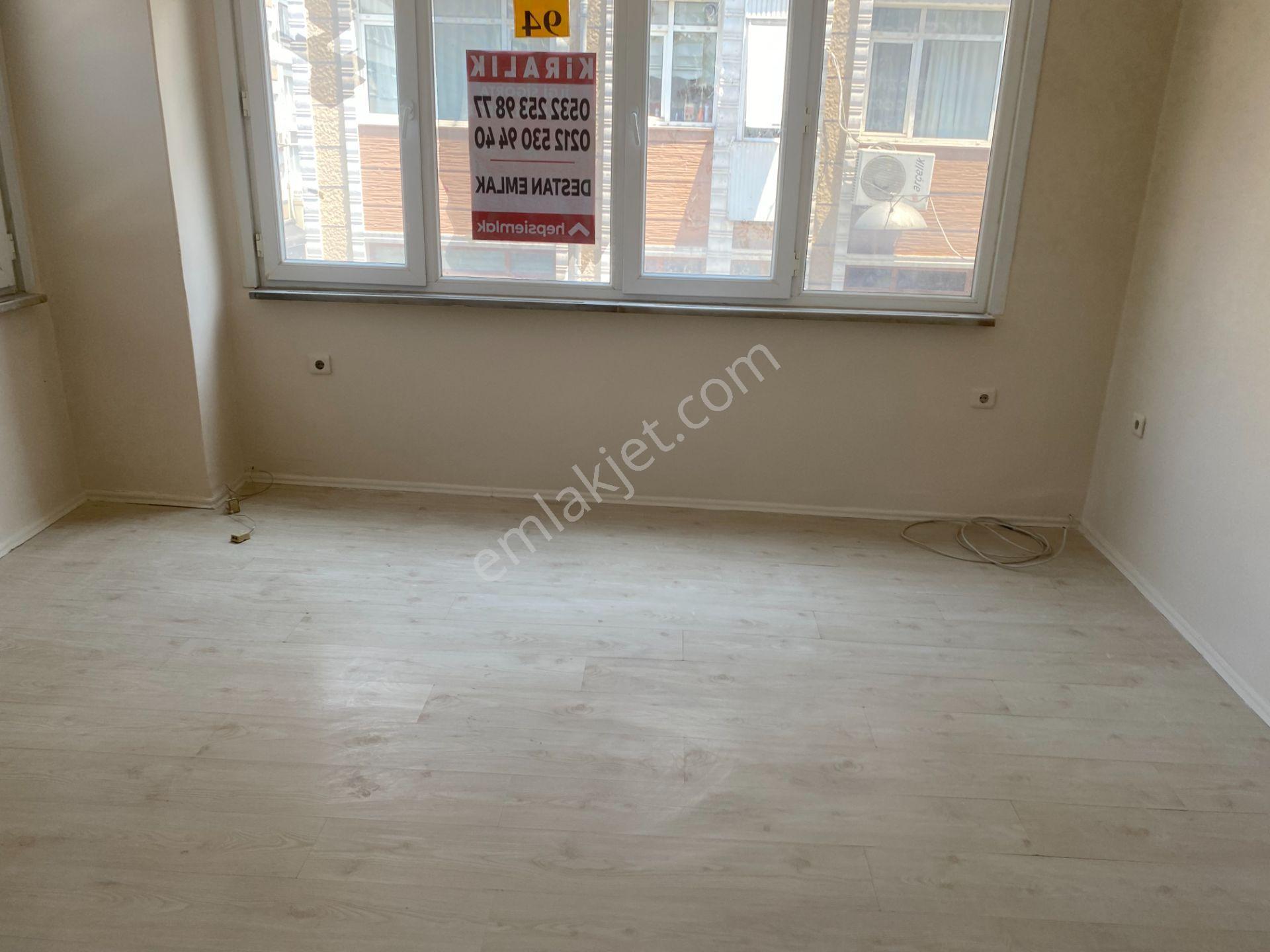 Destan-094-k.m.paşa Meydanına Cepheli-1-oda-geniş-salon-orta-1-kat-55m2-ofis-katı-işyerine - Görsel 16