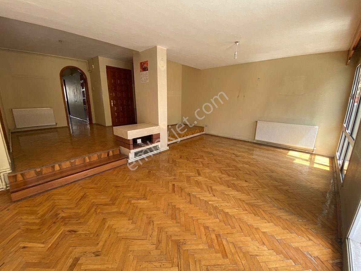Konak Göztepe İnönü Caddesi’nde Satılık 3+1 Daire - Görsel 2