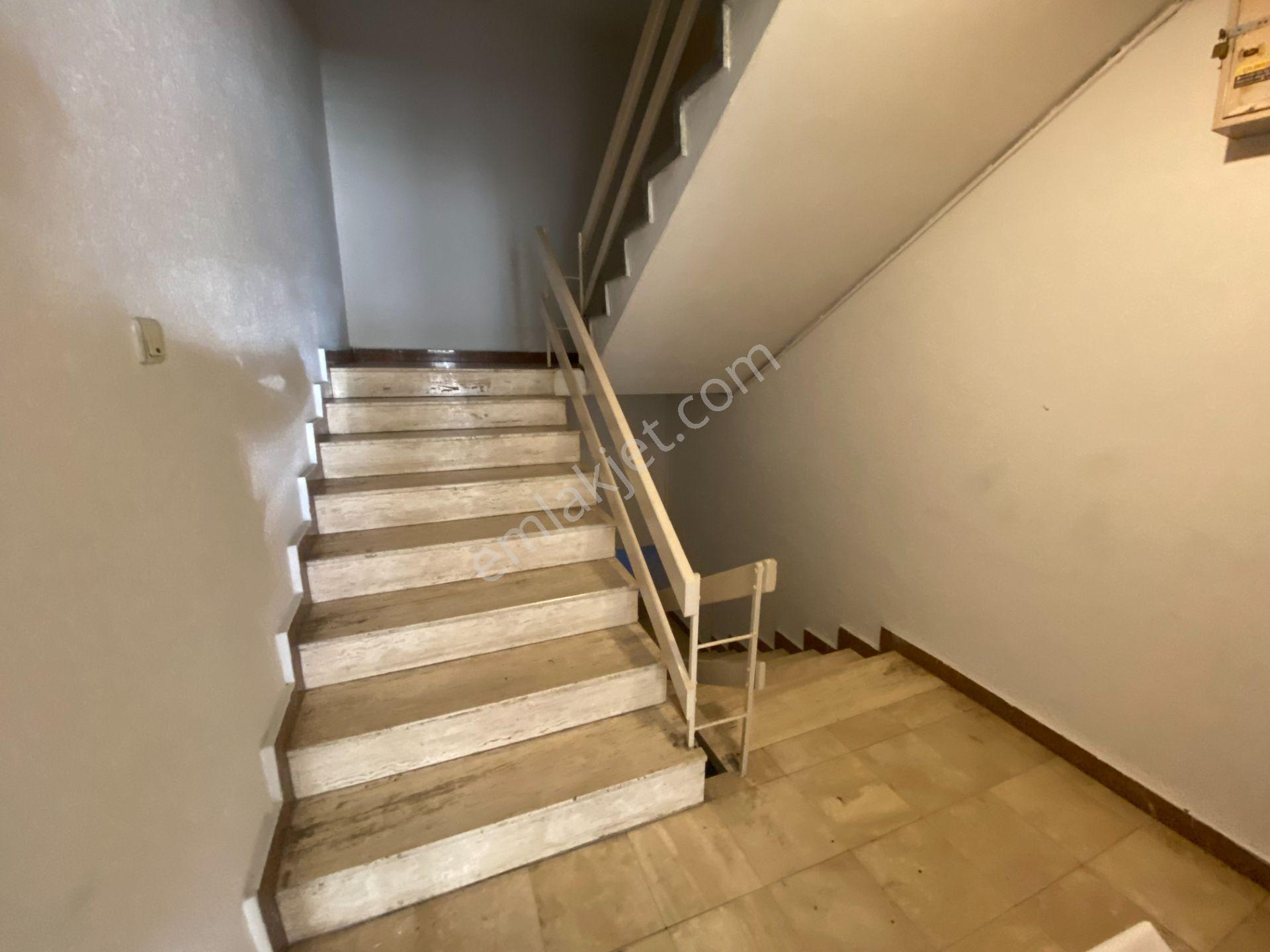 Konak Göztepe İnönü Caddesi’nde Satılık 3+1 Daire - Görsel 20
