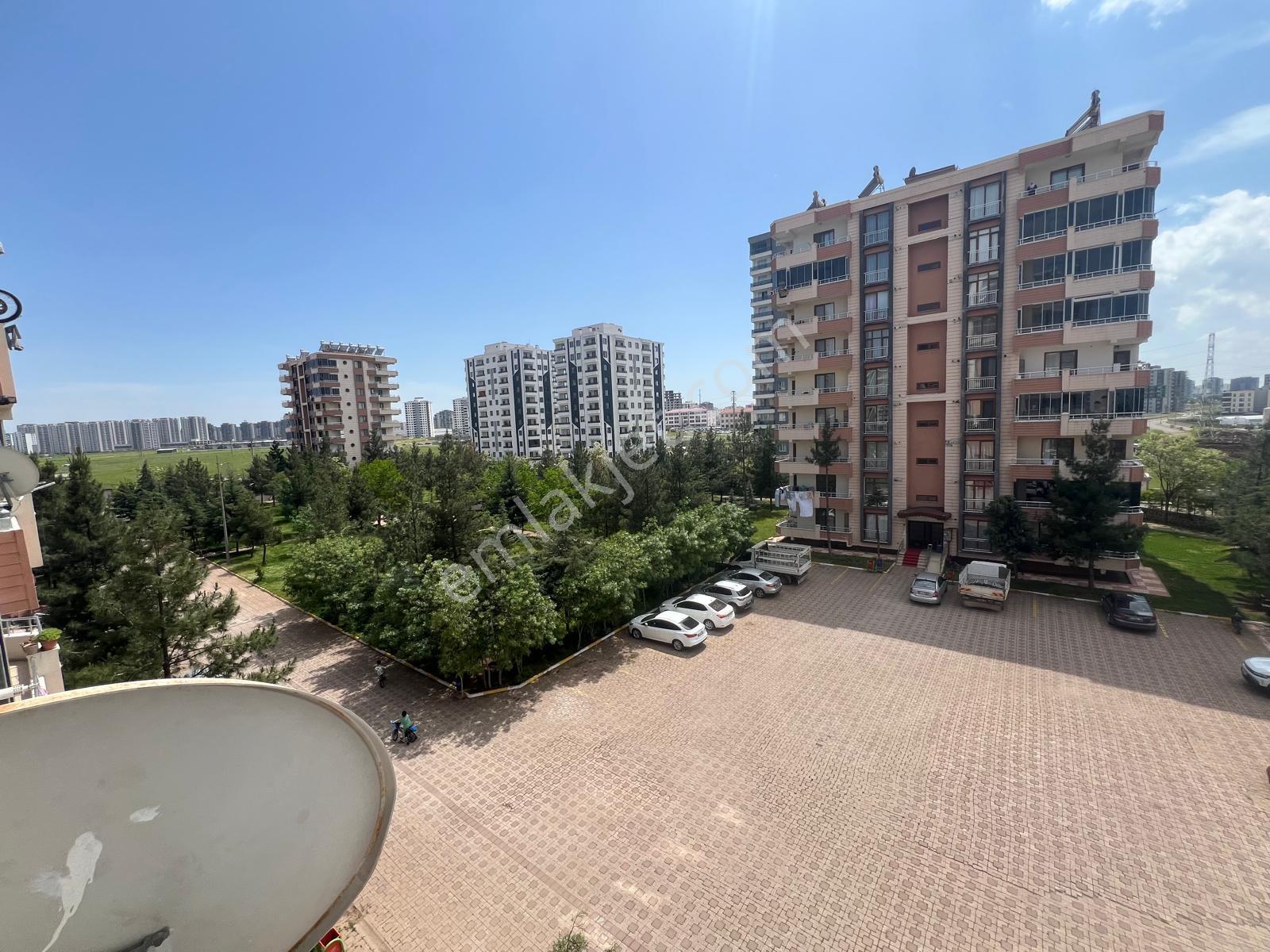 Incom Lıne Gayrimenkul Satıyor 3+1 Geniş Aile Dairesi Üçkuyular - Görsel 22