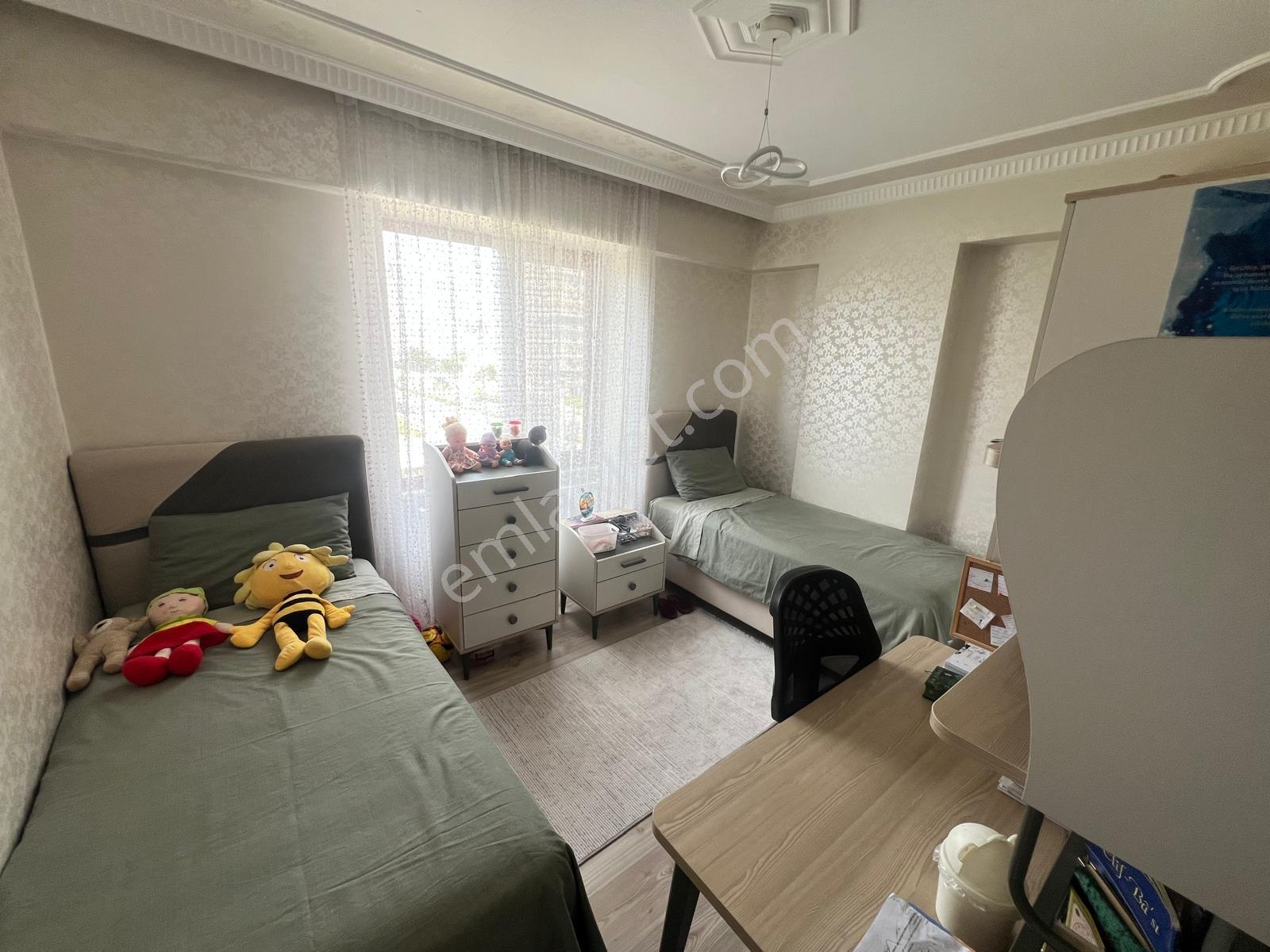 Incom Lıne Gayrimenkul Satıyor 3+1 Geniş Aile Dairesi Üçkuyular - Görsel 18