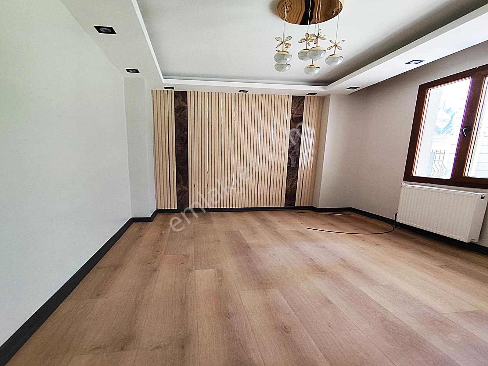 Modern Yaşama Uygun Geniş Kullanım Alanlı İle Satılık 2+1 Daire - Görsel 8