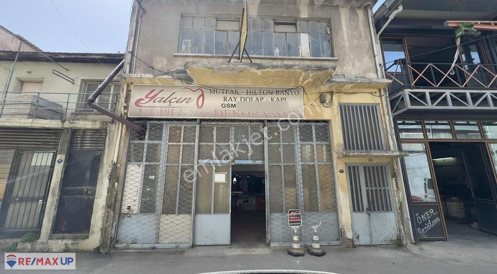 Yeşillik Caddesin'de 600m² Ticari Bina (iş Bankası Arkası)