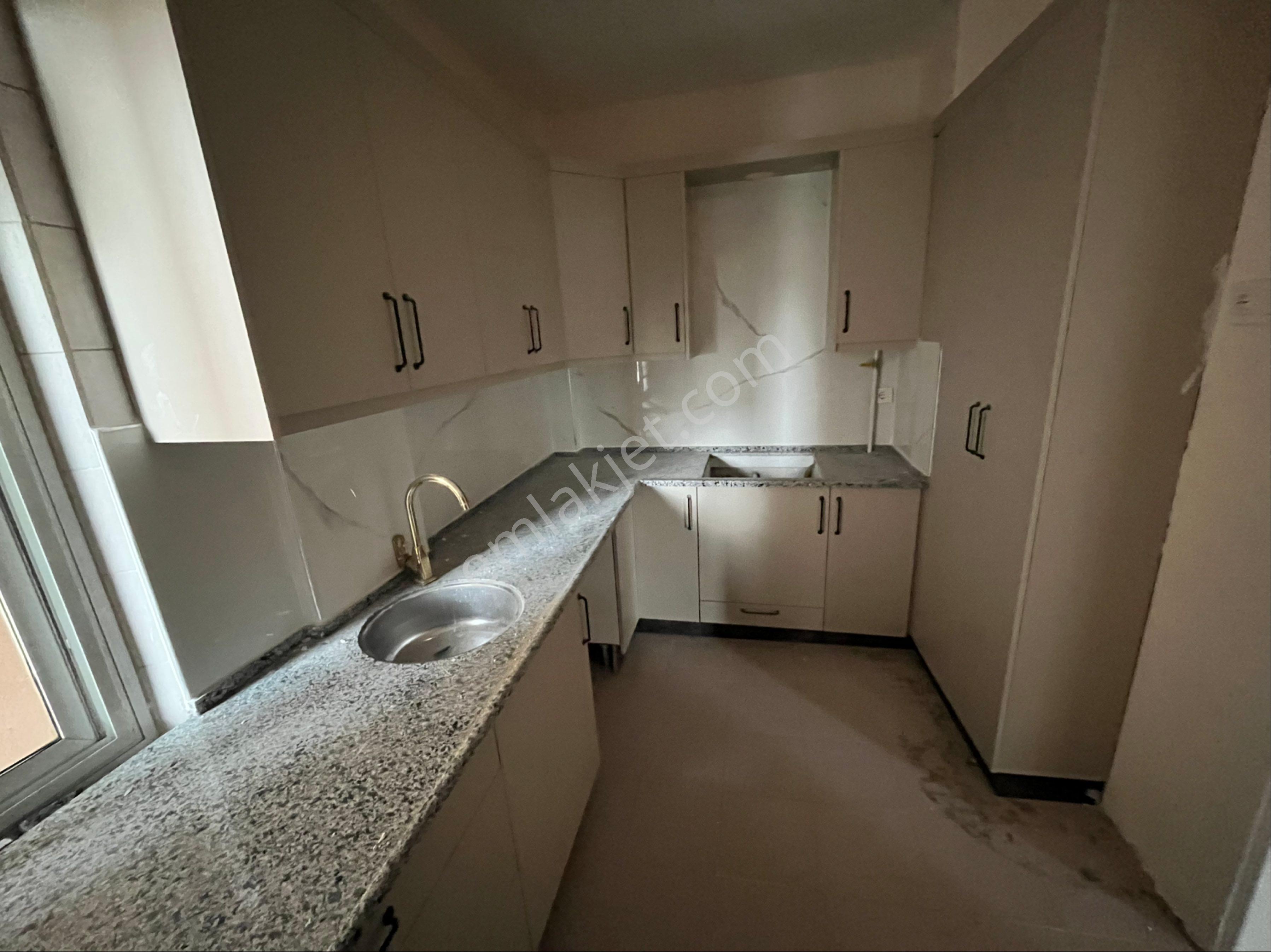 Miray Emlaktan Cumhuriyet Mahallesinde Kiralık 3+1 Daire - Görsel 23