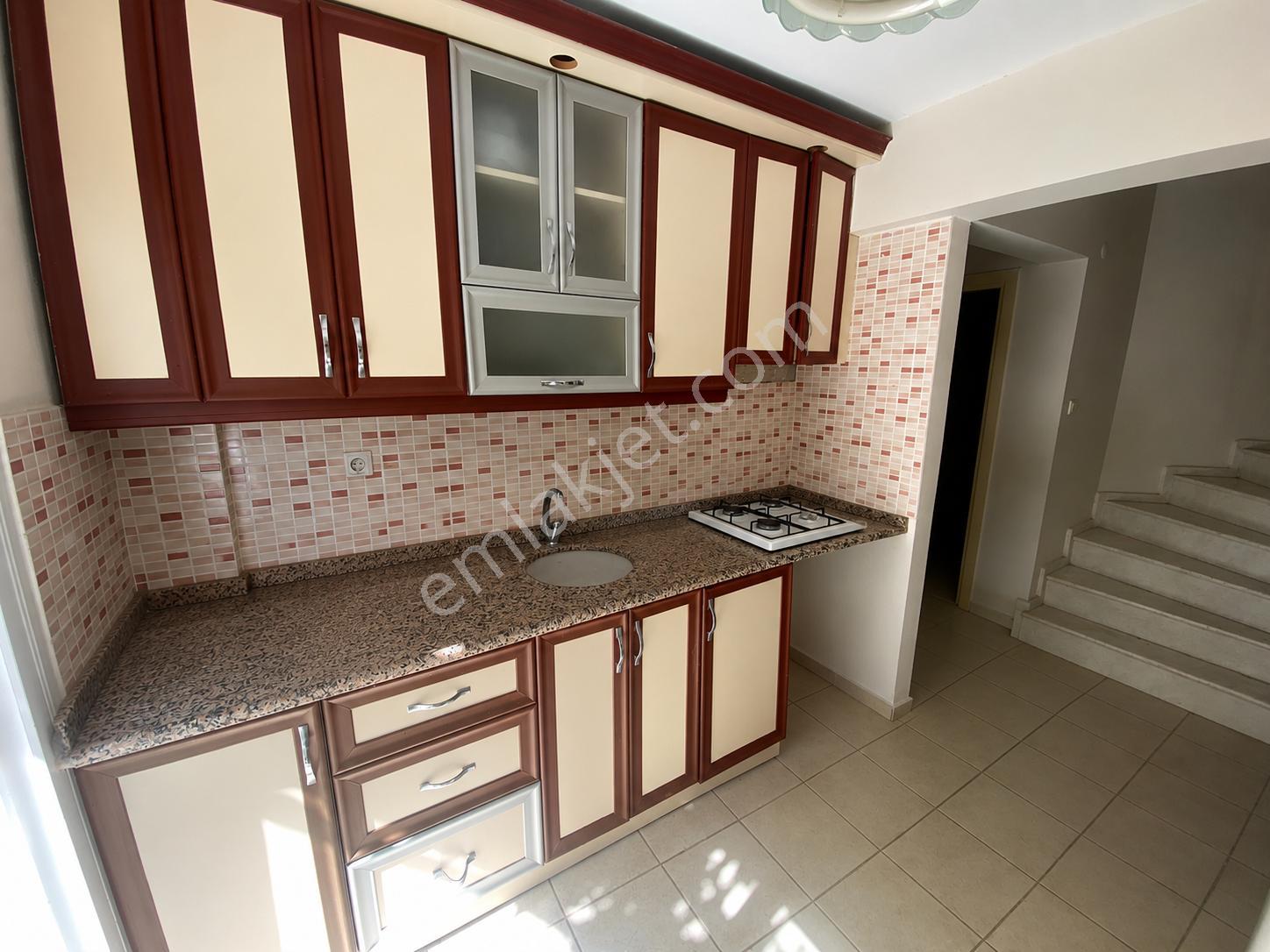 Seferihisar Doğanbey Yelken Sitesi'nde Satılık Kısmi Deniz Manzaralı 3+1 Dubleks Villa - Görsel 14