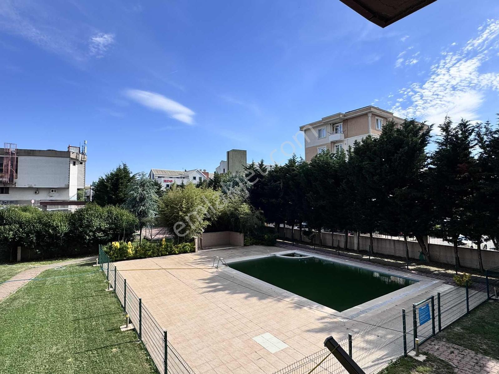 Madenlerde Metroya Yakın Havuzlu Otoparklı Site İçinde 2+1 Daire - Görsel 26