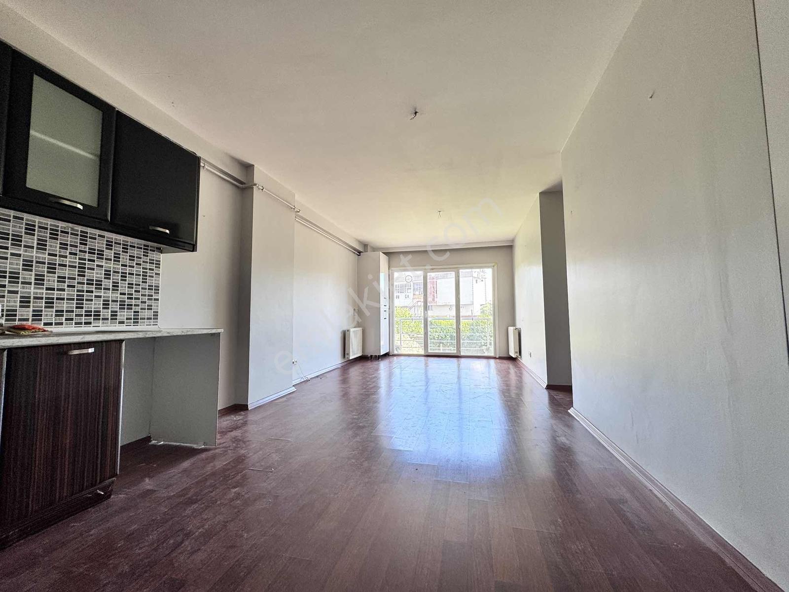 Madenlerde Metroya Yakın Havuzlu Otoparklı Site İçinde 2+1 Daire - Görsel 32