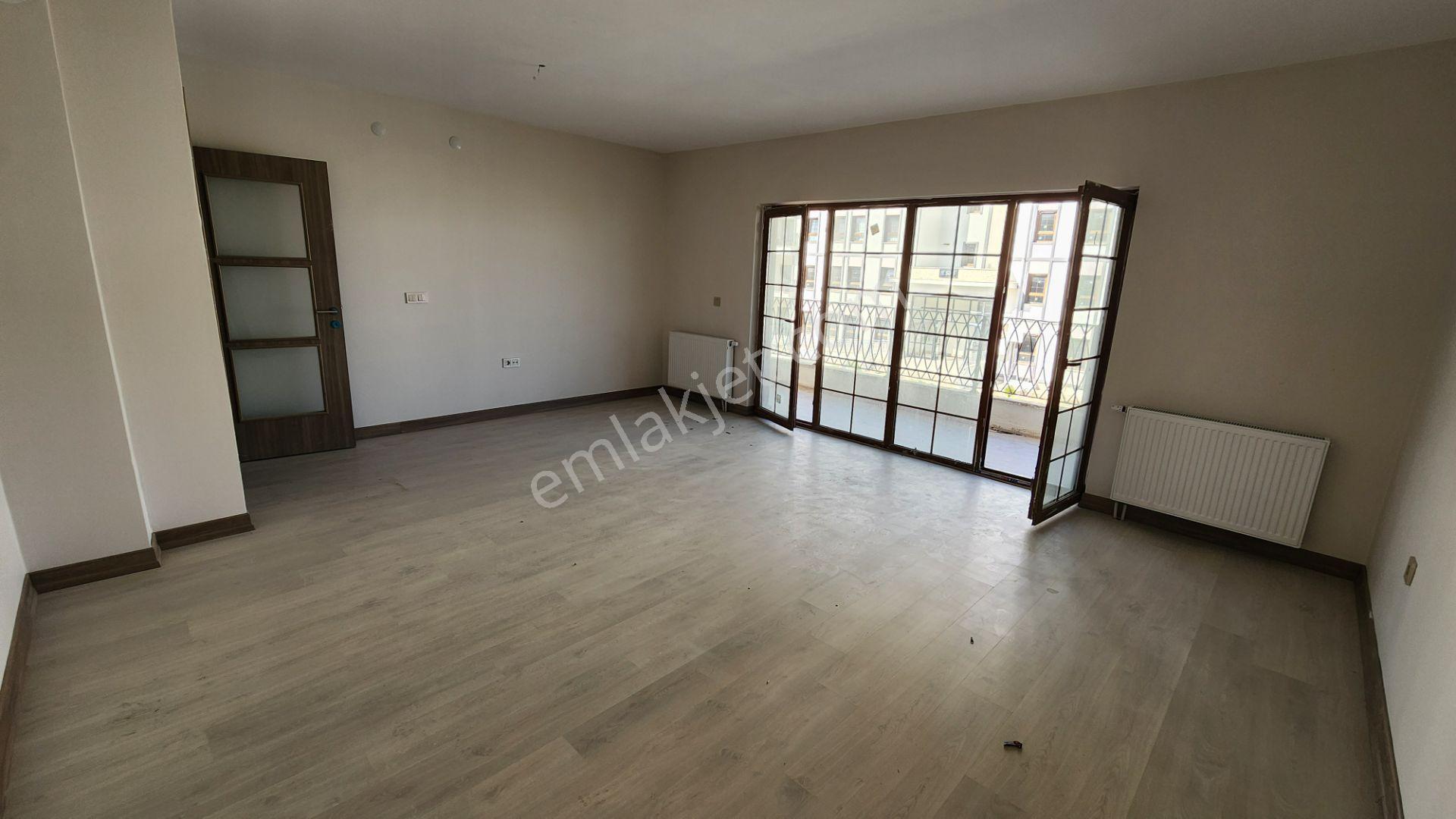 Güler^den Yenimahalle En Uygu Dairesi Tokide 23.000 Kira Getirlidir 2.kat 3+1 130m2dir 5.700₺ 94ay - Görsel 8