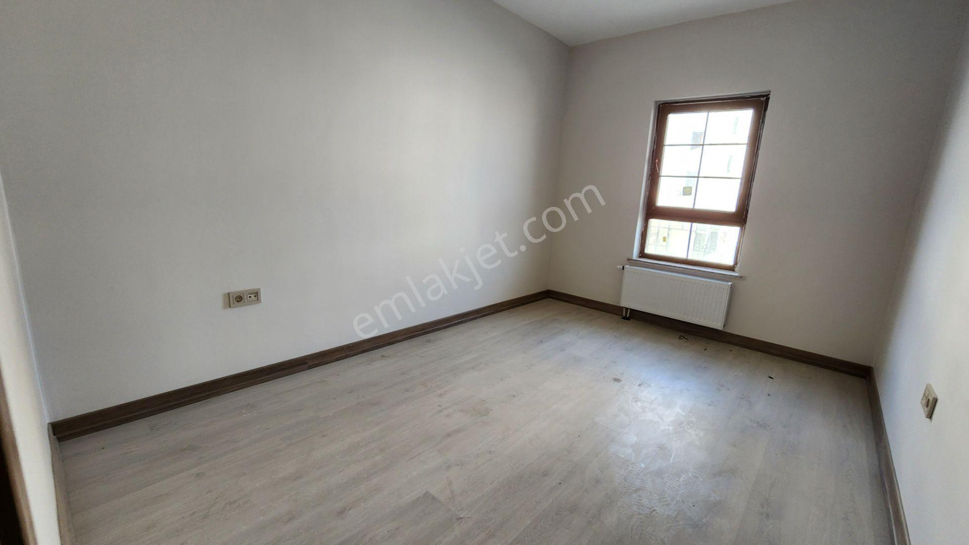 Güler^den Yenimahalle En Uygu Dairesi Tokide 23.000 Kira Getirlidir 2.kat 3+1 130m2dir 5.700₺ 94ay - Görsel 17