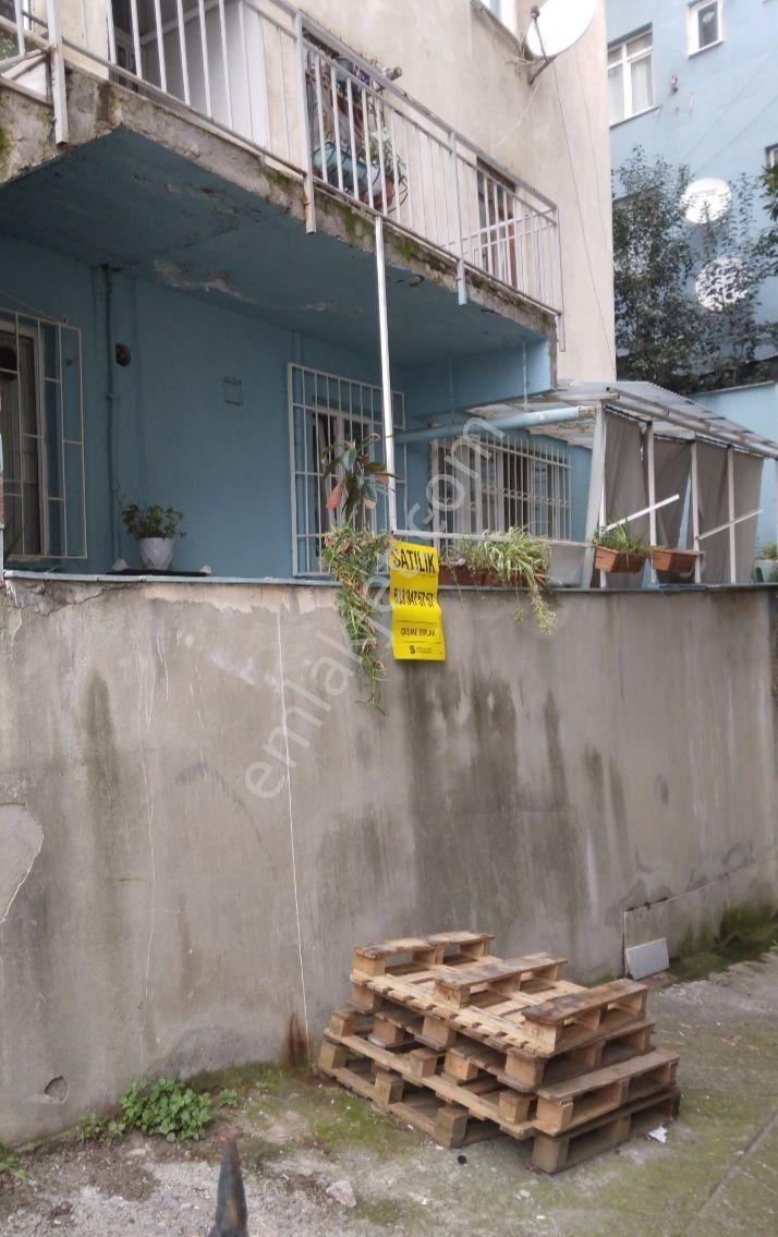 Namık Kemalde 2 + 1 İçi Boş 90 M2 Satılık Kelepir Daire - Görsel 10