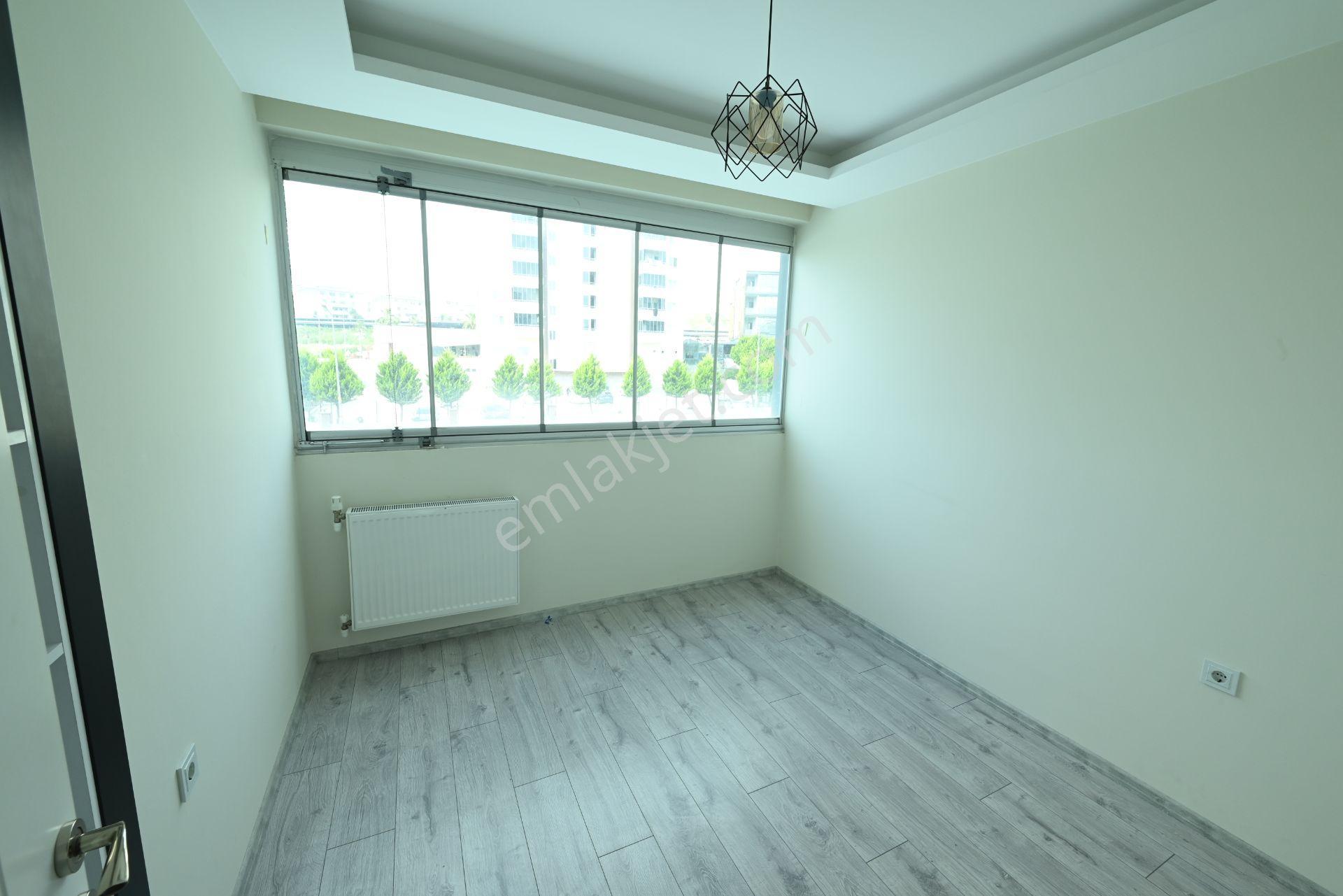 Üstünkent'ten Çiftlikköy'de Üniversite Hastane Yanı Kiralık 3+1 - Görsel 34