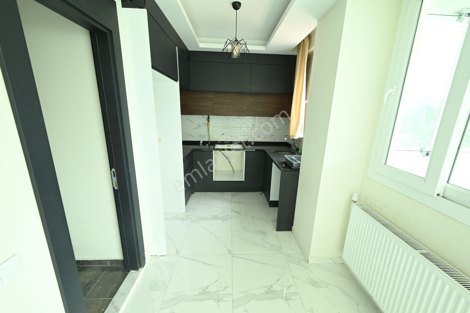 Üstünkent'ten Çiftlikköy'de Üniversite Hastane Yanı Kiralık 3+1 - Görsel 11