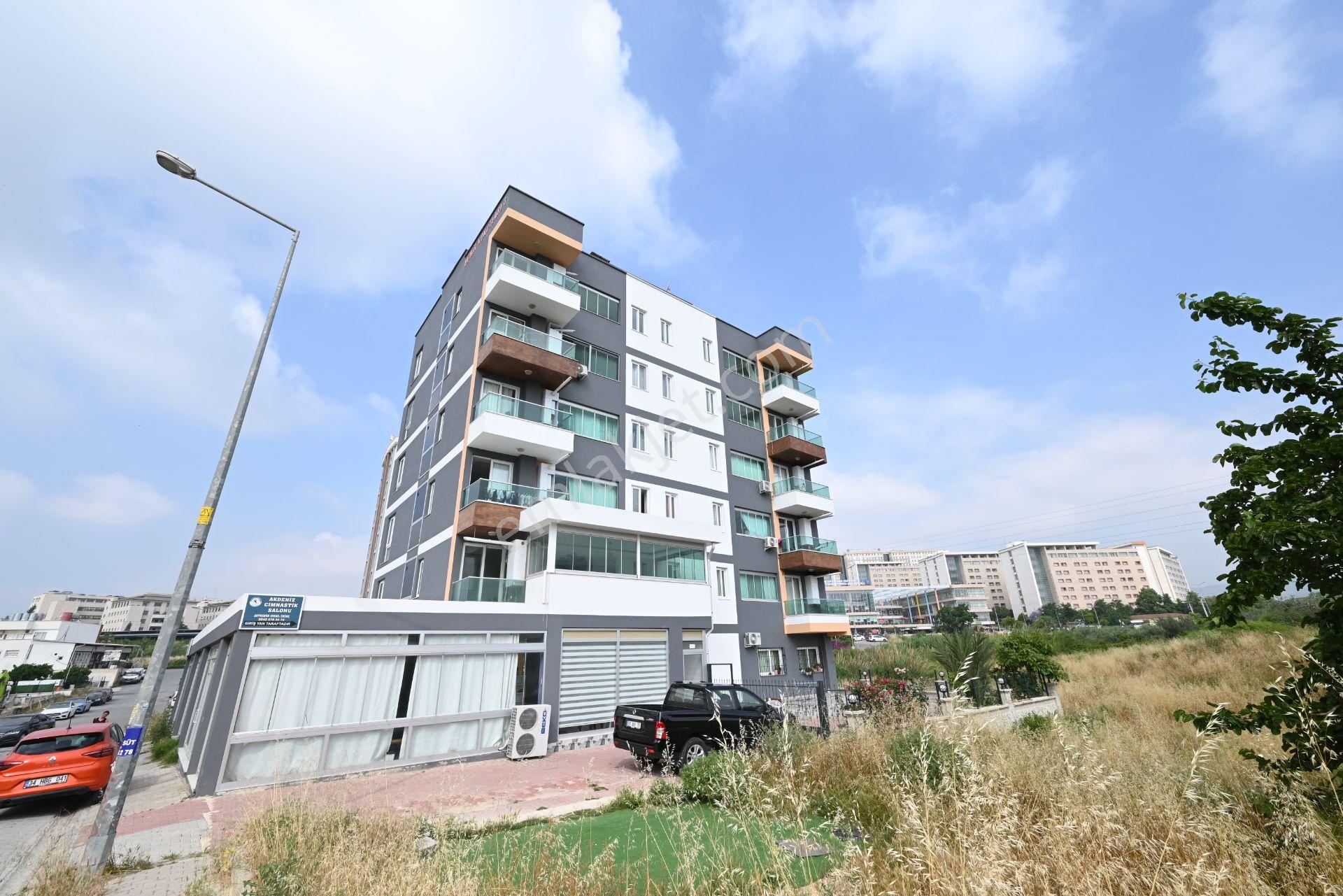 Üstünkent'ten Çiftlikköy'de Üniversite Hastane Yanı Kiralık 3+1 - Görsel 4
