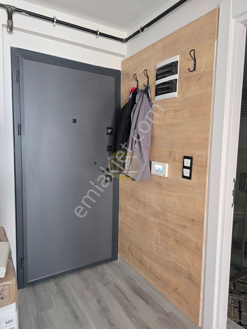 Hb'den 1+1 Kiralık Daire, Yaşamın Kolay Olduğu Noktada, Sıfır Bina/sıfır Eşya/arakat Ve Balkonlu - Görsel 23