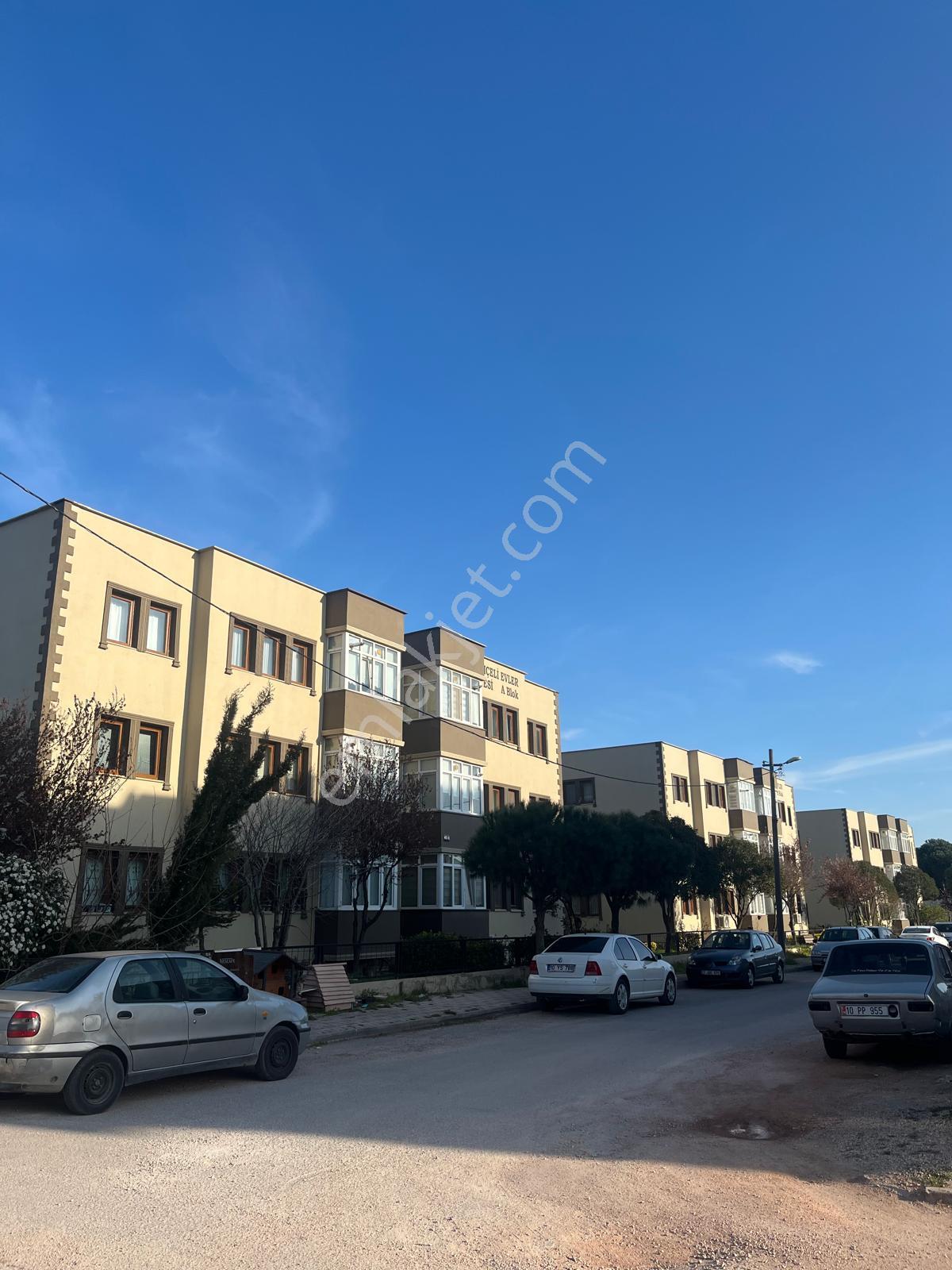 Se&as Exclusıve: Bandırma İhsaniyede Satılık 3+1 Daire - Görsel 2