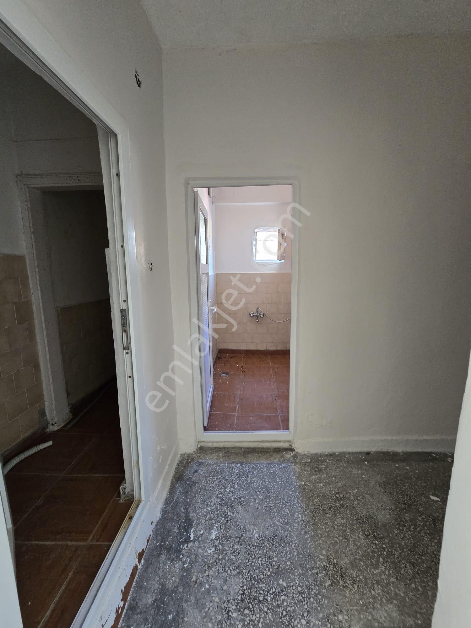 Bağlar Muradiye Mahallesinde 2+1 Satılık Daire - Görsel 16