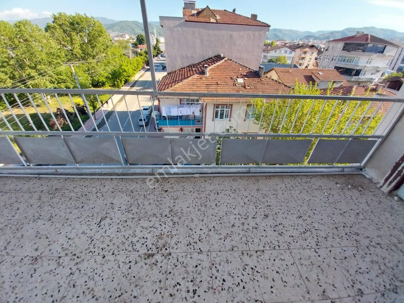 Kocaeli Gölcük Çiftlik Mahallesi Kiralık 3+1 Daire - Görsel 7
