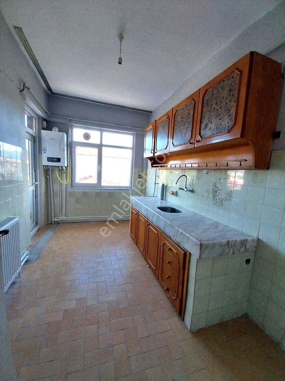 Kocaeli Gölcük Çiftlik Mahallesi Kiralık 3+1 Daire - Görsel 33