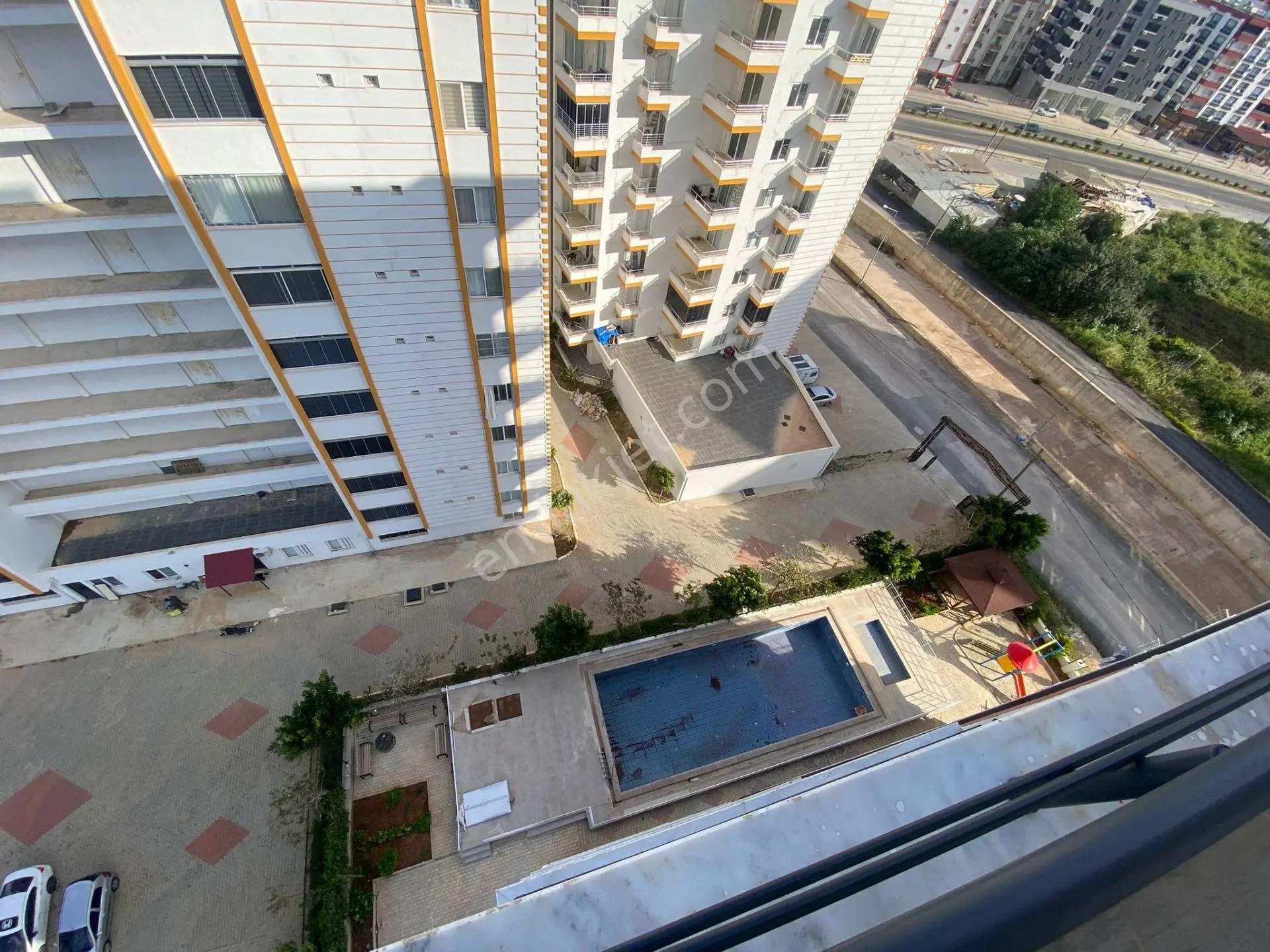 Kızkalesi Merkezde Satılık 1+1 Eşyalı Daire - Görsel 18