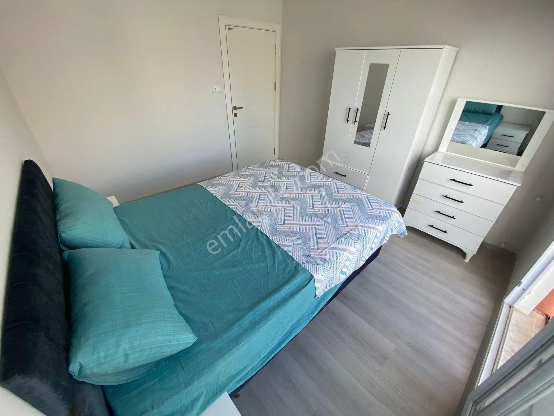 Kızkalesi Merkezde Satılık 1+1 Eşyalı Daire - Görsel 23