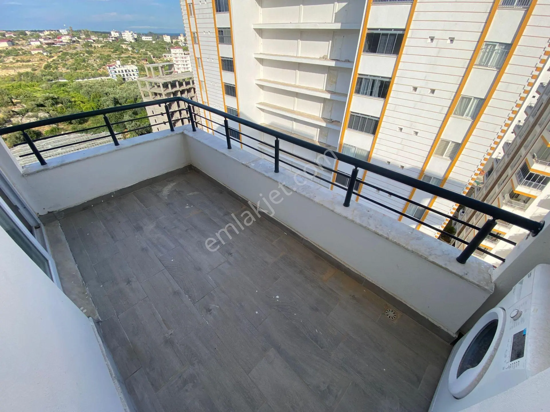 Kızkalesi Merkezde Satılık 1+1 Eşyalı Daire - Görsel 14