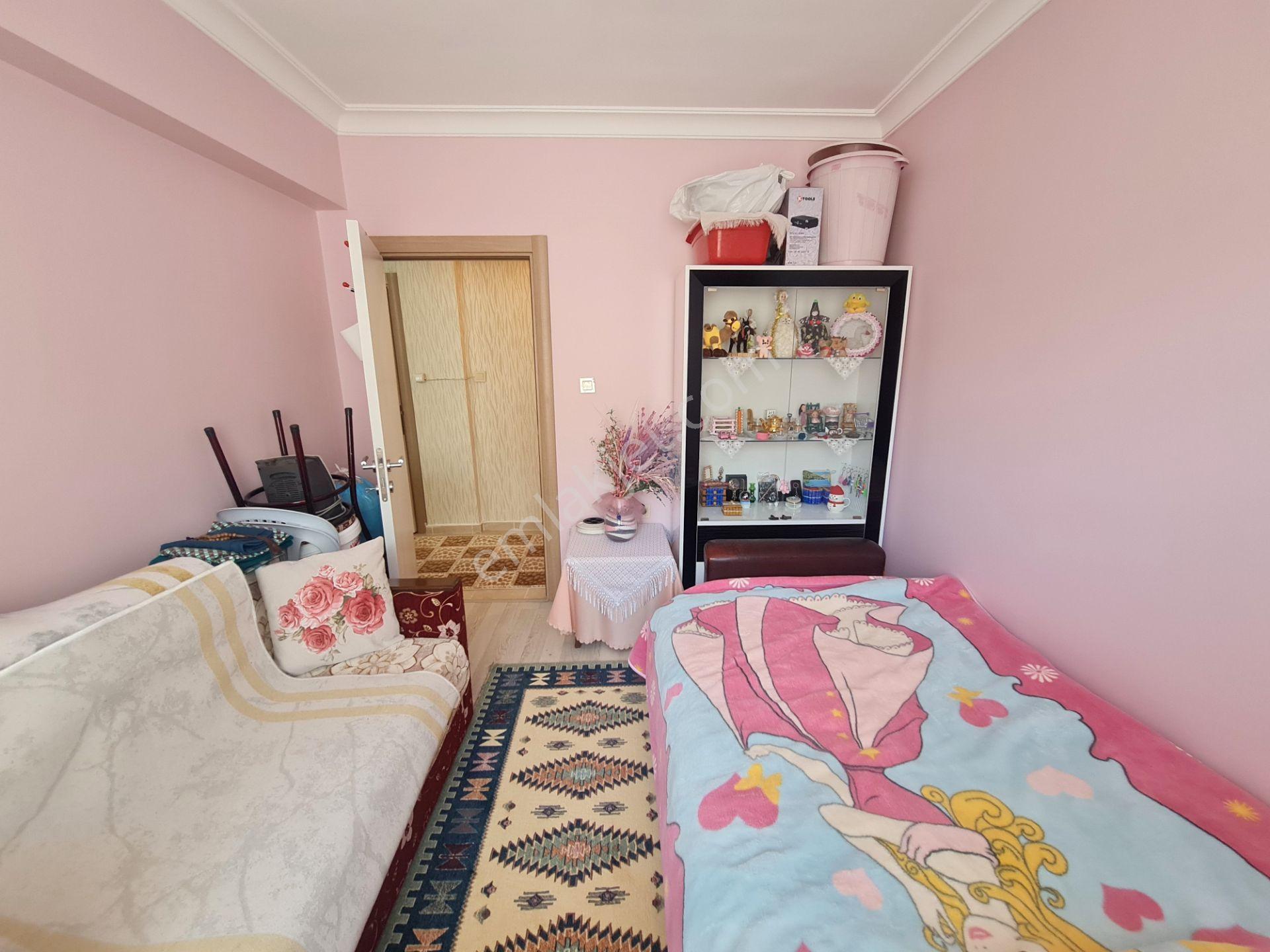 Alsancak Mh.bağlıca-ayyıldız-mit Yakını Cadde Üzeri 4+1 Daire - Görsel 22