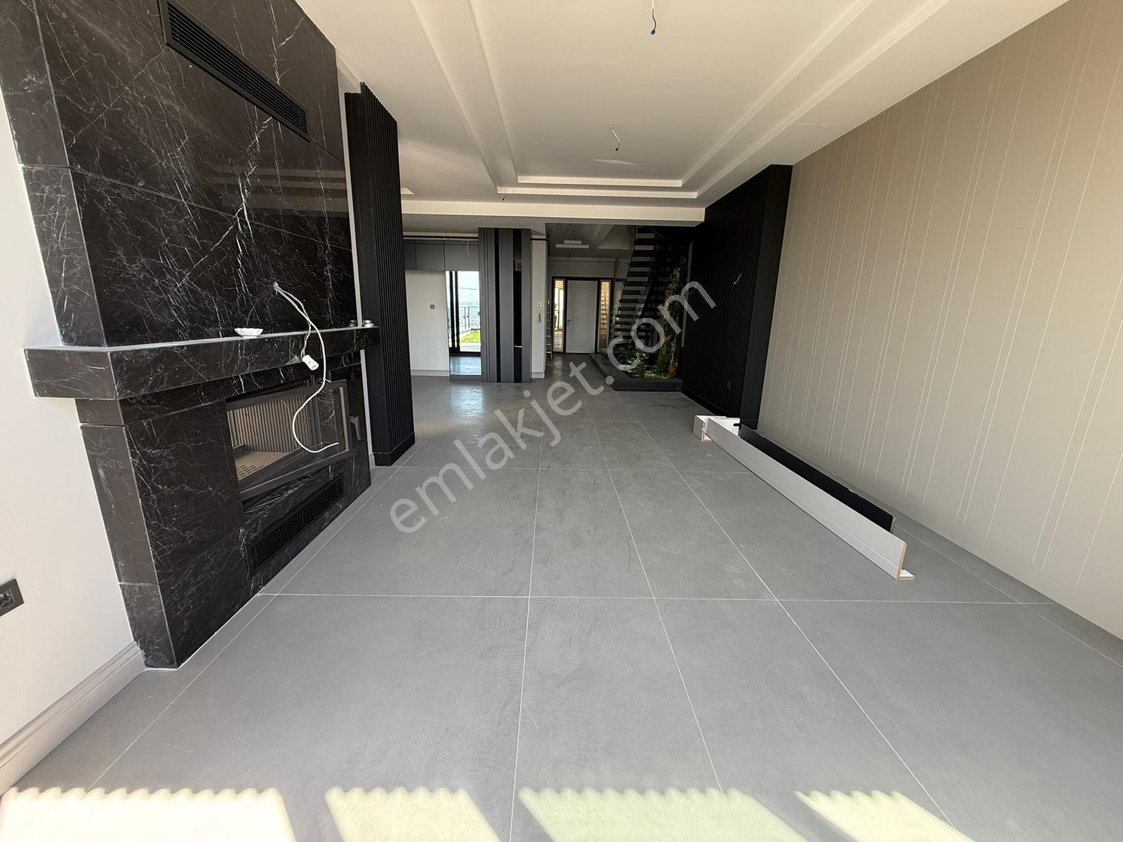 Profasor *dan Demirci *de 4+1 Kiralık Villa Eşne - Görsel 33