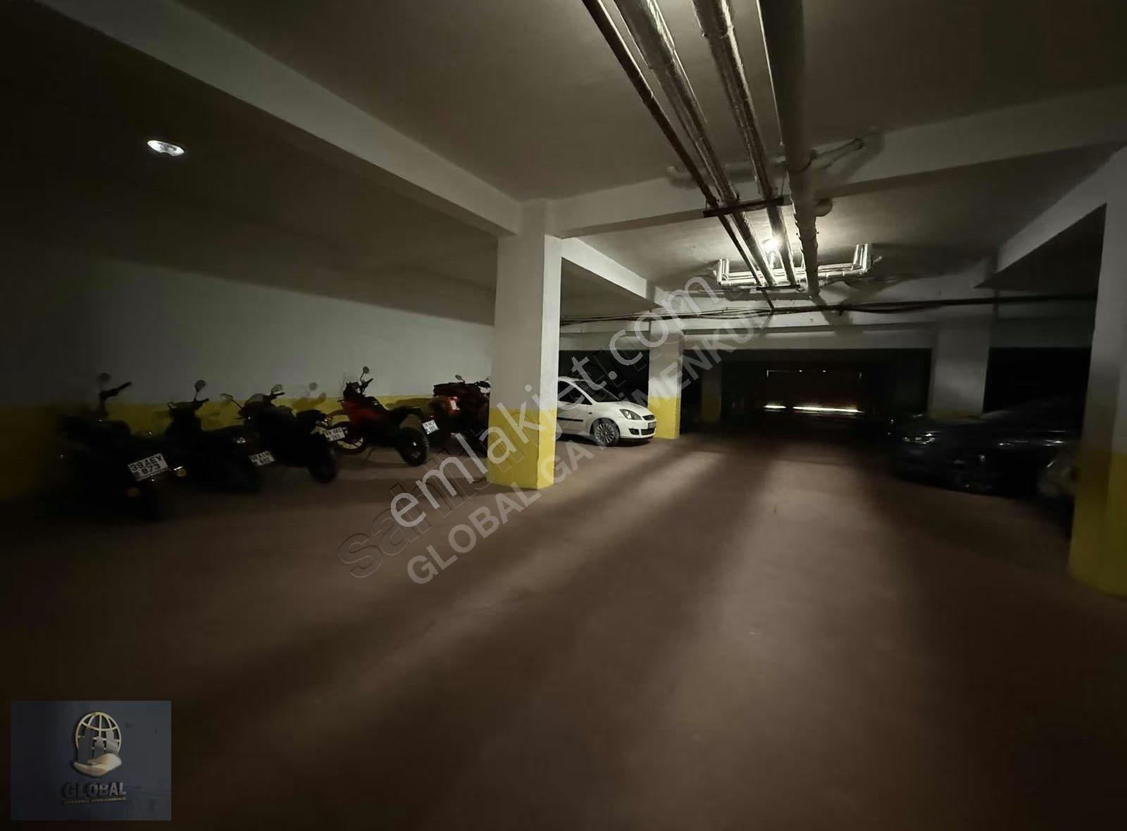 Merkezi Konumda Lüx Site İçi Ful Eşyali 1+1 Havuz Cephe Arakat - Görsel 26