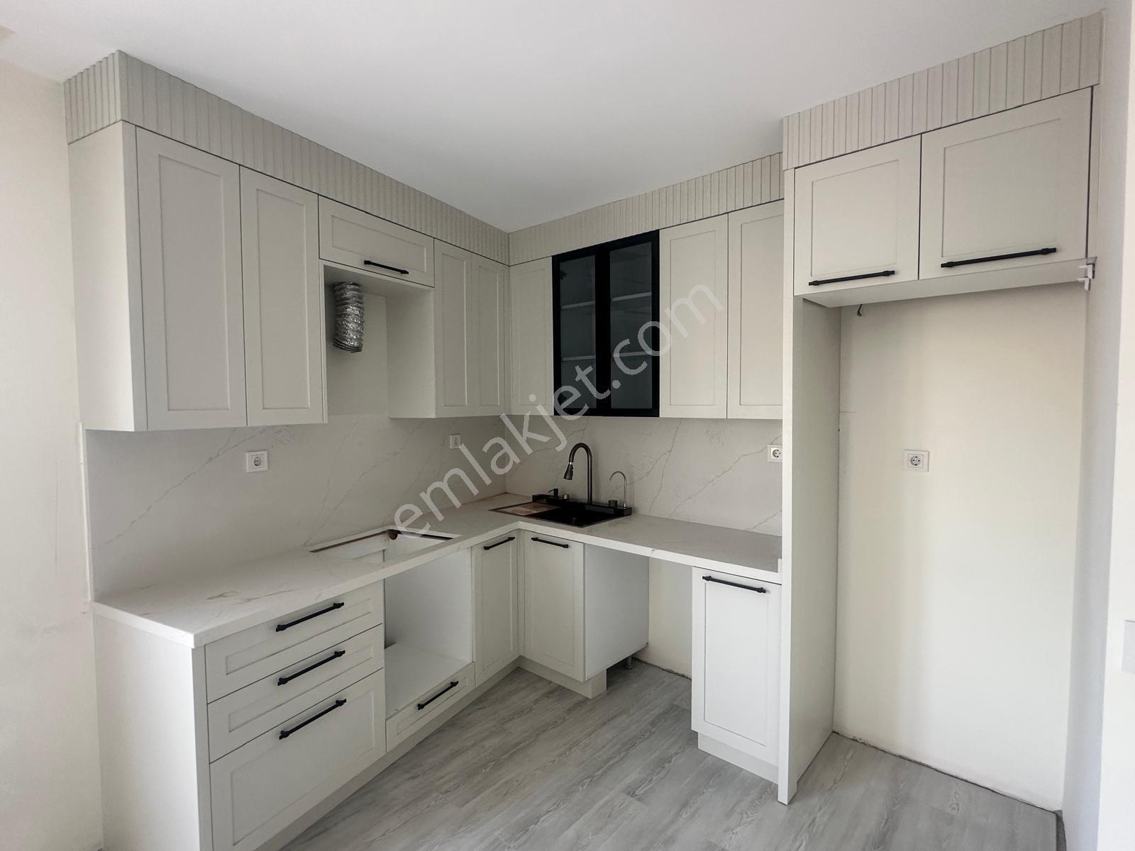 Mir'den Altınoluk'da Fevzi Çakmak Cad. Eşyasız 2+1 Satılık Daire - Görsel 14