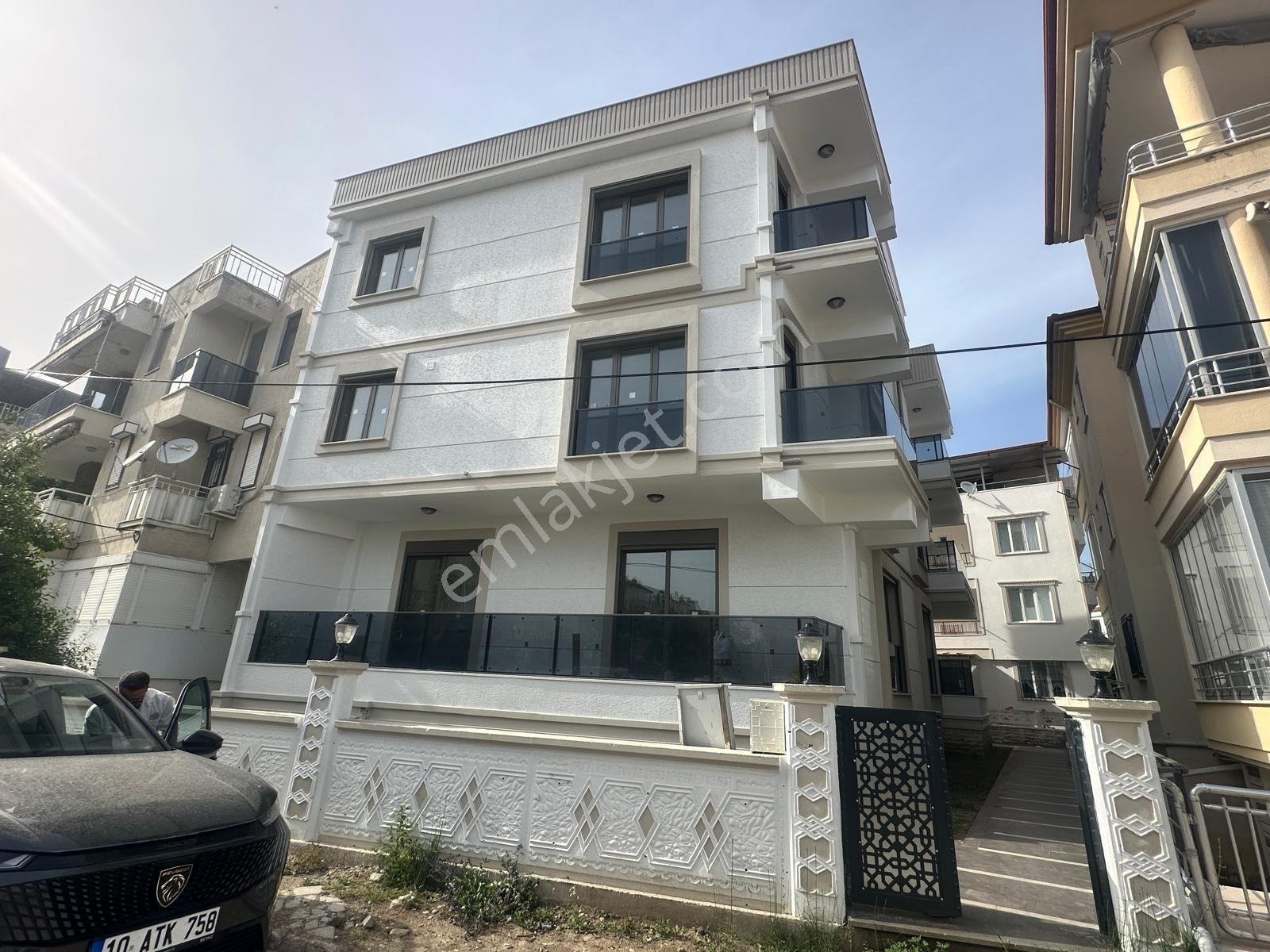 Mir'den Altınoluk'da Fevzi Çakmak Cad. Eşyasız 2+1 Satılık Daire - Görsel 34