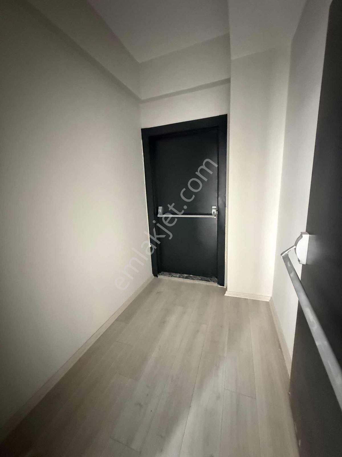 Bulut Emlaktan Adliyeye Yakın Merkezi Konumda Satılık 3+1 Daire - Görsel 24