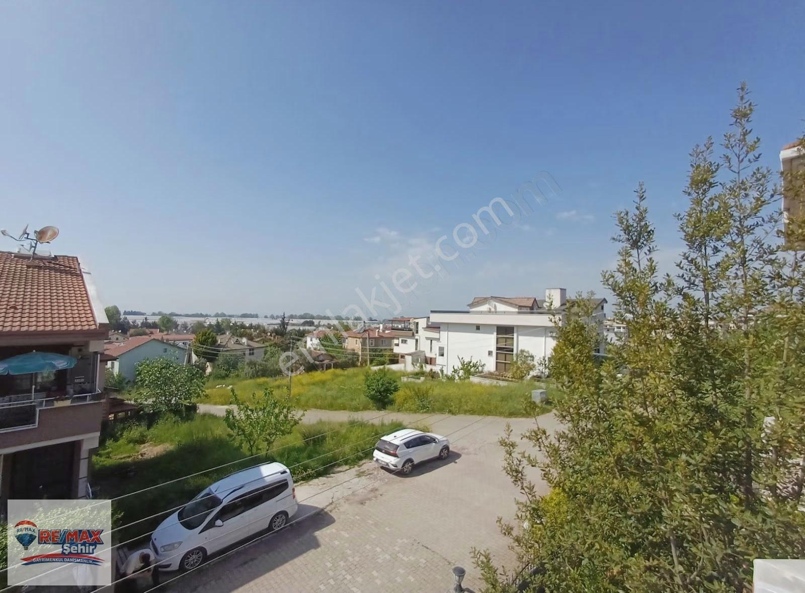 Kadıköy Özden Mahallesinde Satılık 5+2 Tribleks Villa - Görsel 3