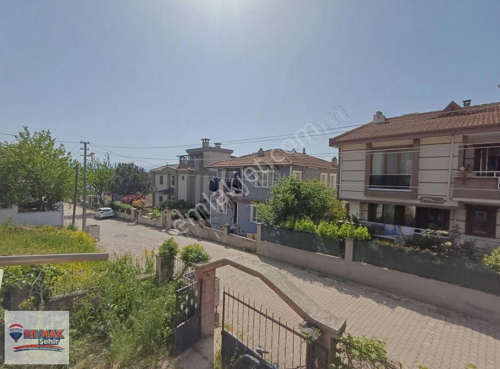 Kadıköy Özden Mahallesinde Satılık 5+2 Tribleks Villa - Görsel 16