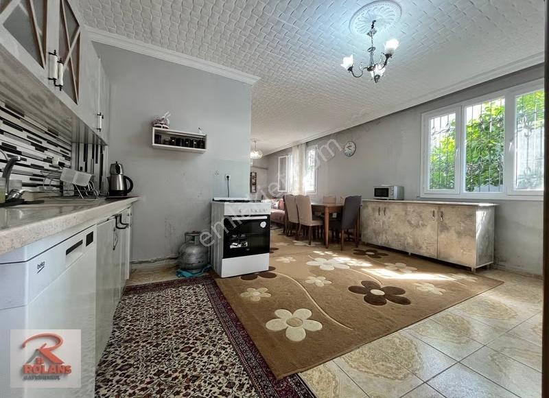 Mahalle Merkezinde Müstakil Ev Ve Dükkan - Görsel 3