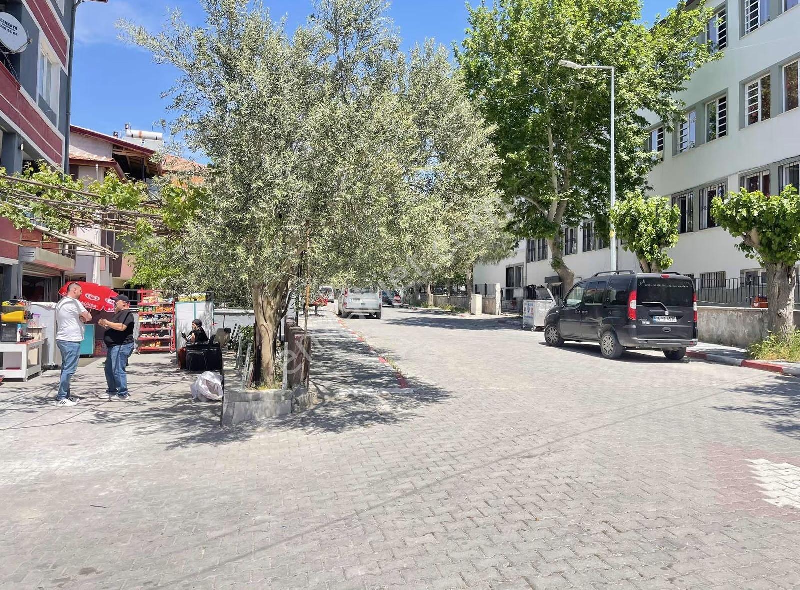 Akgün'den Market Malzemesiyle Birlikte Satılık Dükkan - Görsel 3