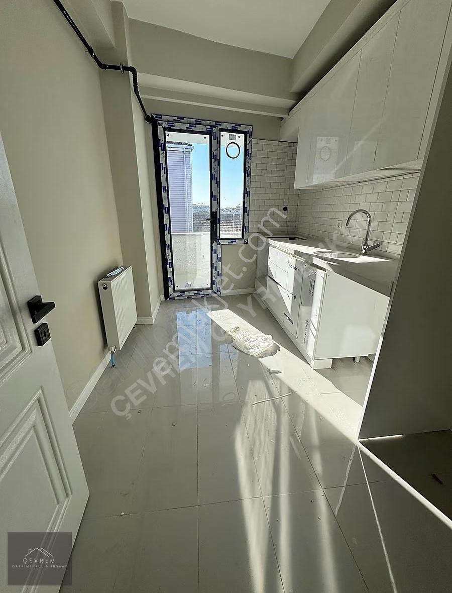 *çevrem* Gültepe'de Cadde Üzeri Kapalı Otoparklı 3+1 Ara Kat - Görsel 24