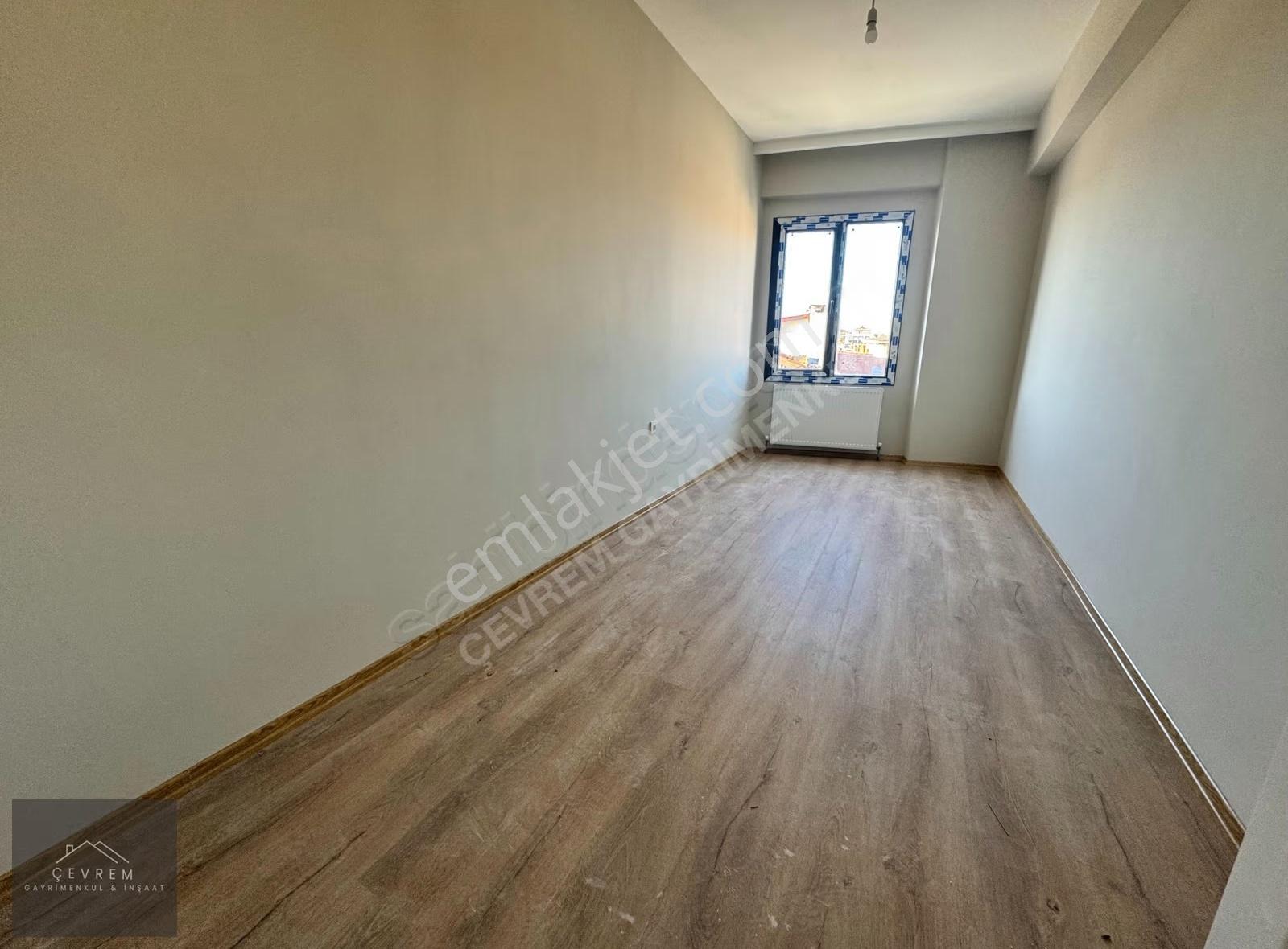 *çevrem* Gültepe'de Cadde Üzeri Kapalı Otoparklı 3+1 Ara Kat - Görsel 8