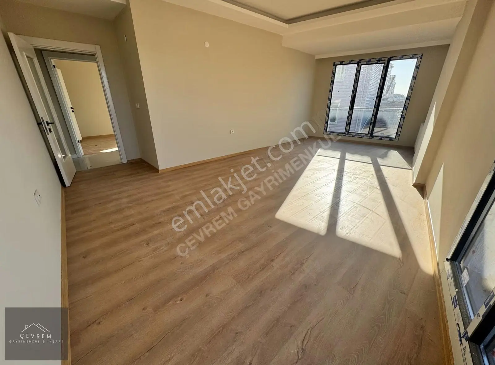 *çevrem* Gültepe'de Cadde Üzeri Kapalı Otoparklı 3+1 Ara Kat - Görsel 4
