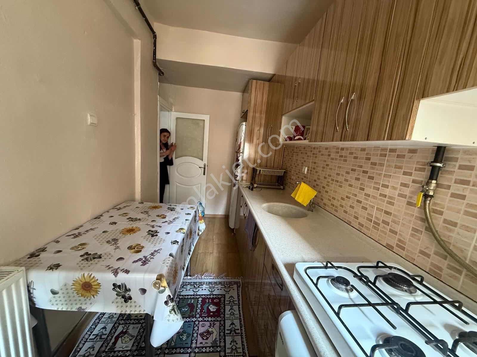 Eşyalı Kiralık Alaybeyde Doğalgazlı 1+1 Daire - Görsel 7
