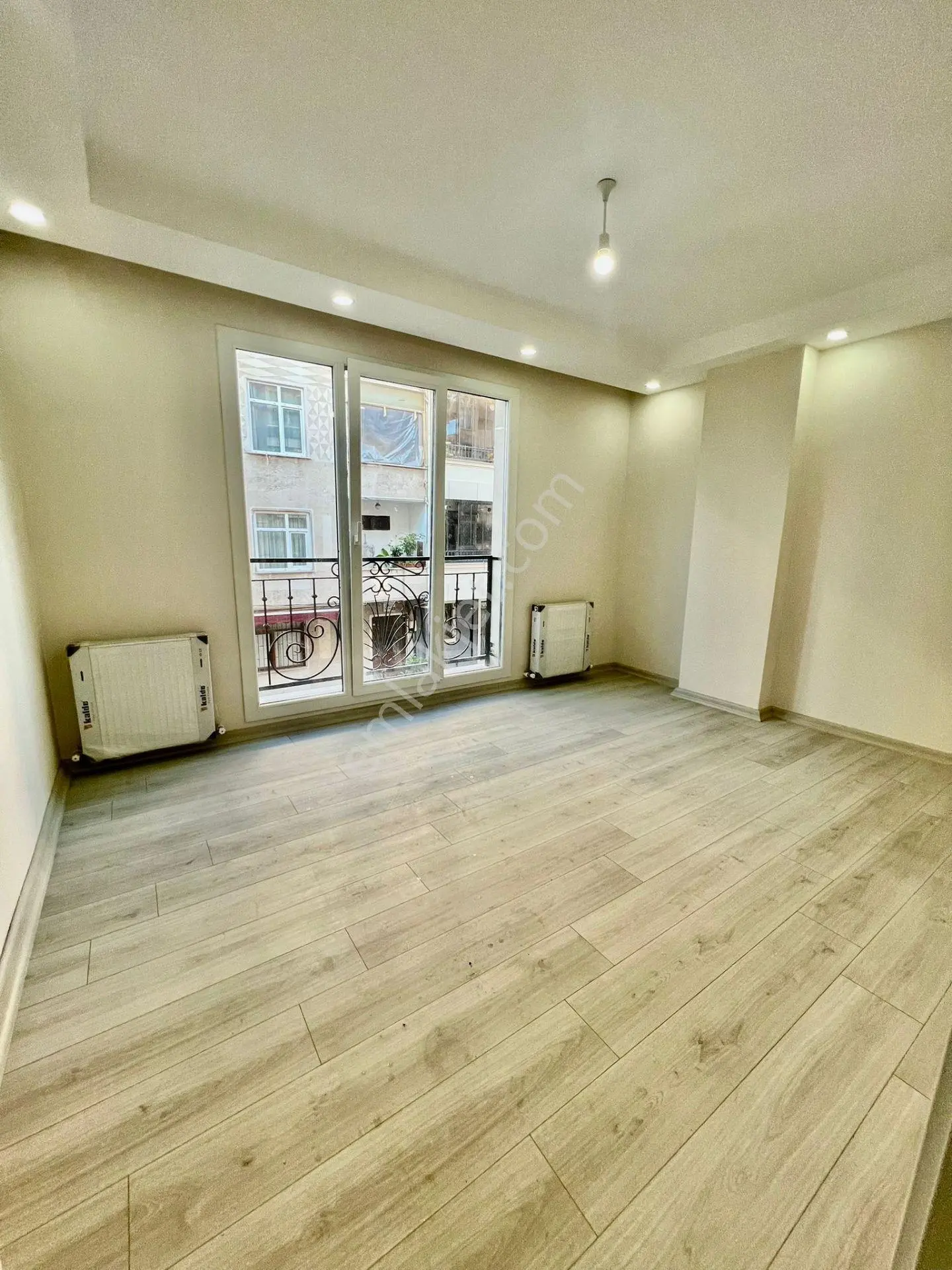 Loft'tan Yeşilov Mah 2+1 Asansörlü 72m2 Satılık 1.kat Daire - Görsel 3