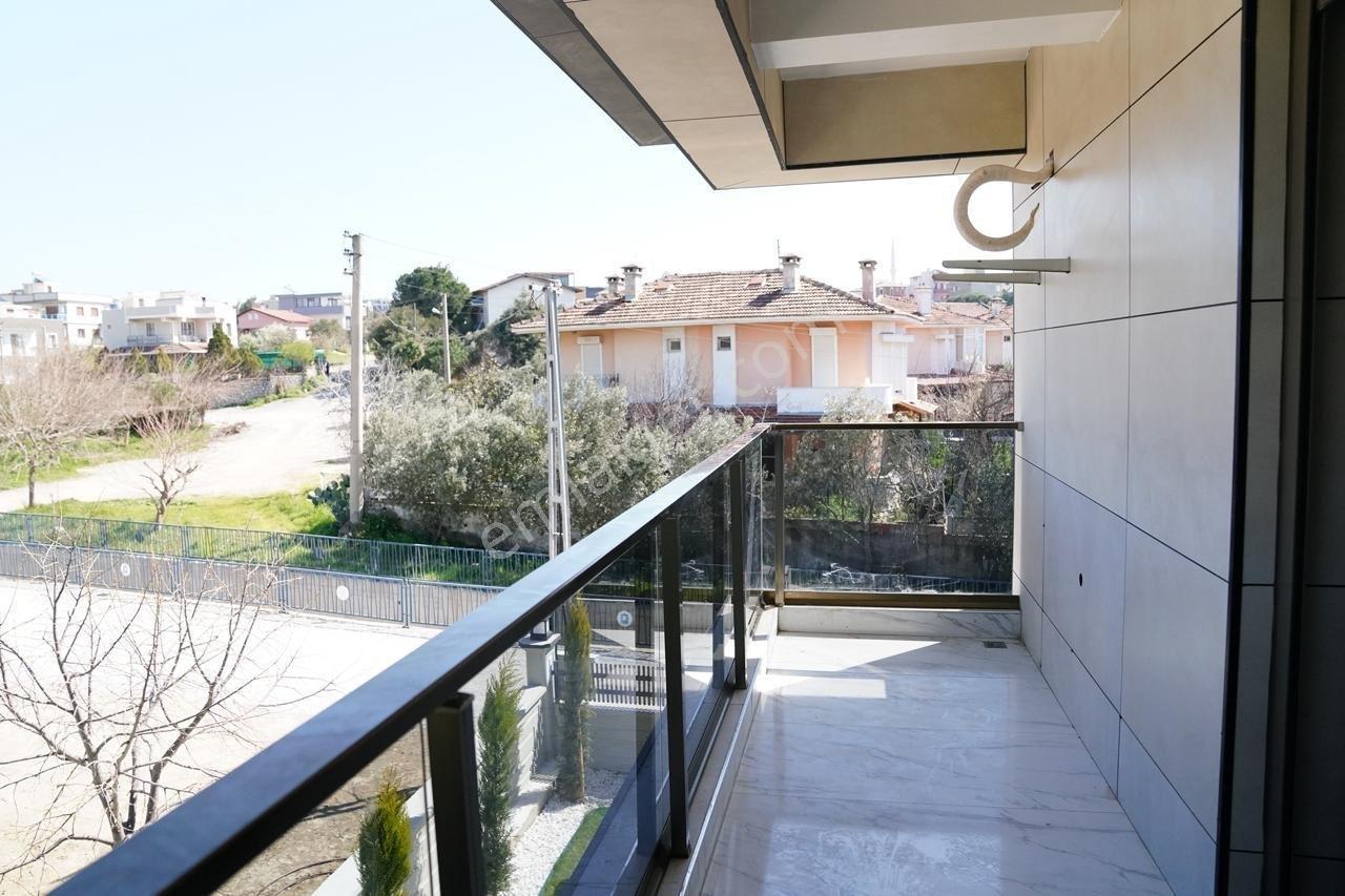 Denize Yakın, Geniş Bahçeli, Önü Kapanmaz Yeşil Alan Lüks Villa - Görsel 21