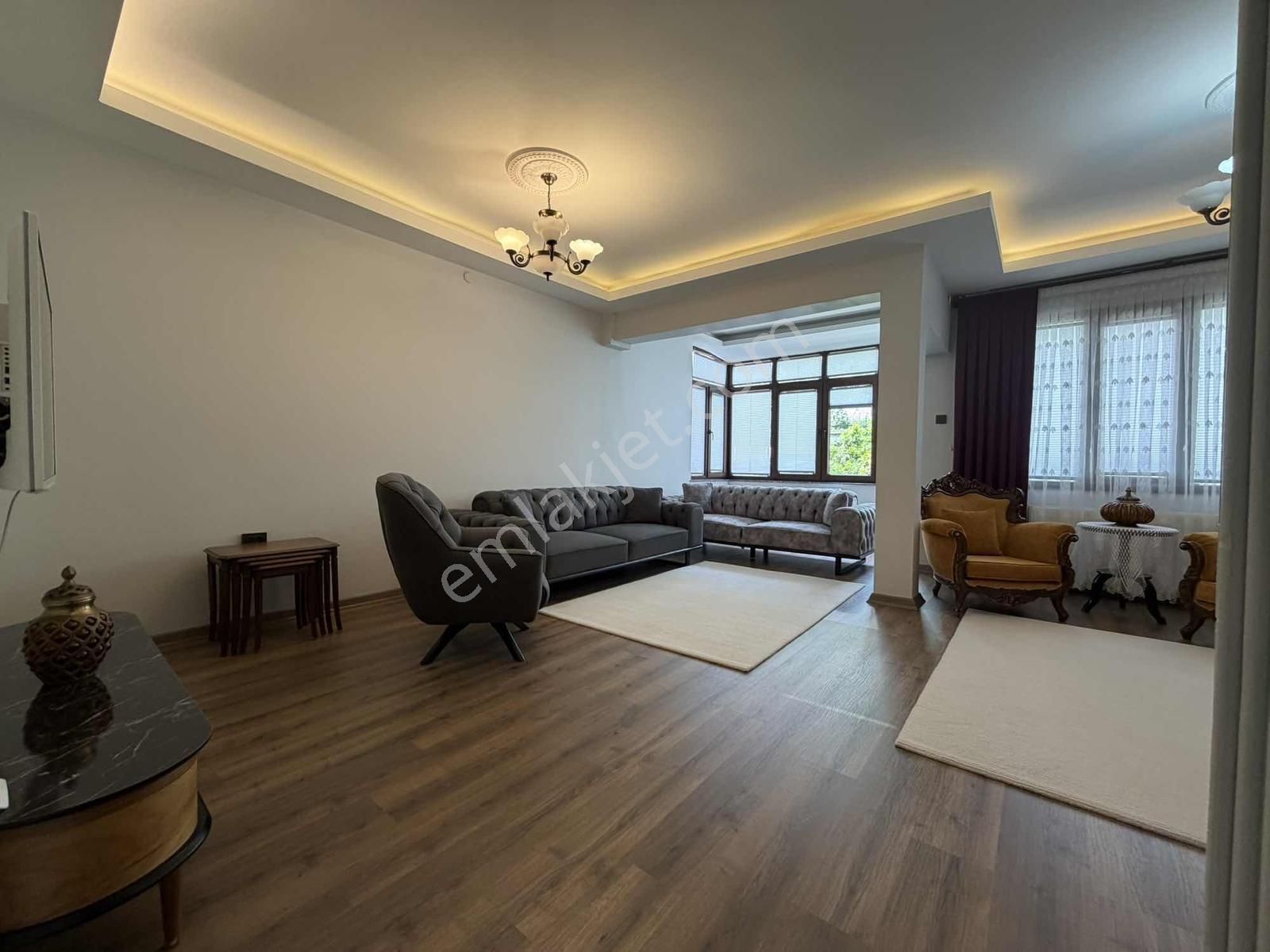 Mükemmel Lokasyon,köşe Başı,geniş Bahçe, 5+1 Müstakil Ev - Görsel 14