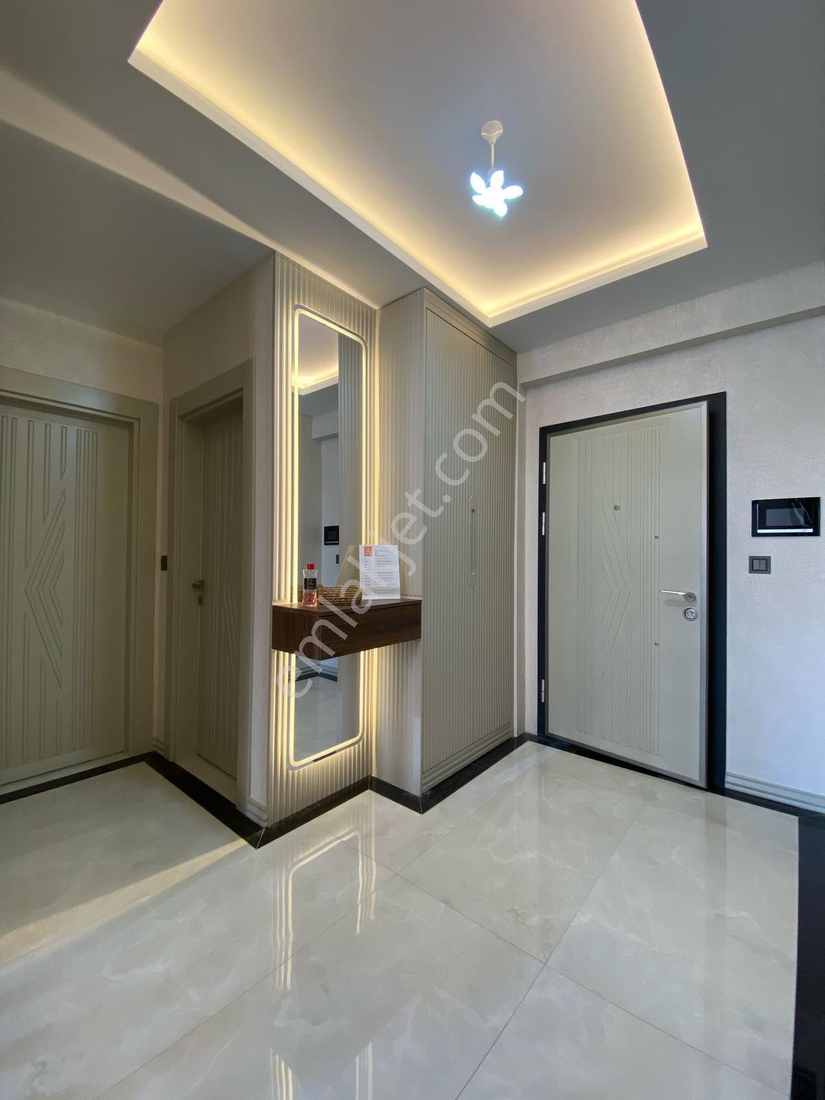 Uluğbey Mh Pera Palace'da Satılık Oturuma Hazır 3+1 Lüks Daire - Görsel 18