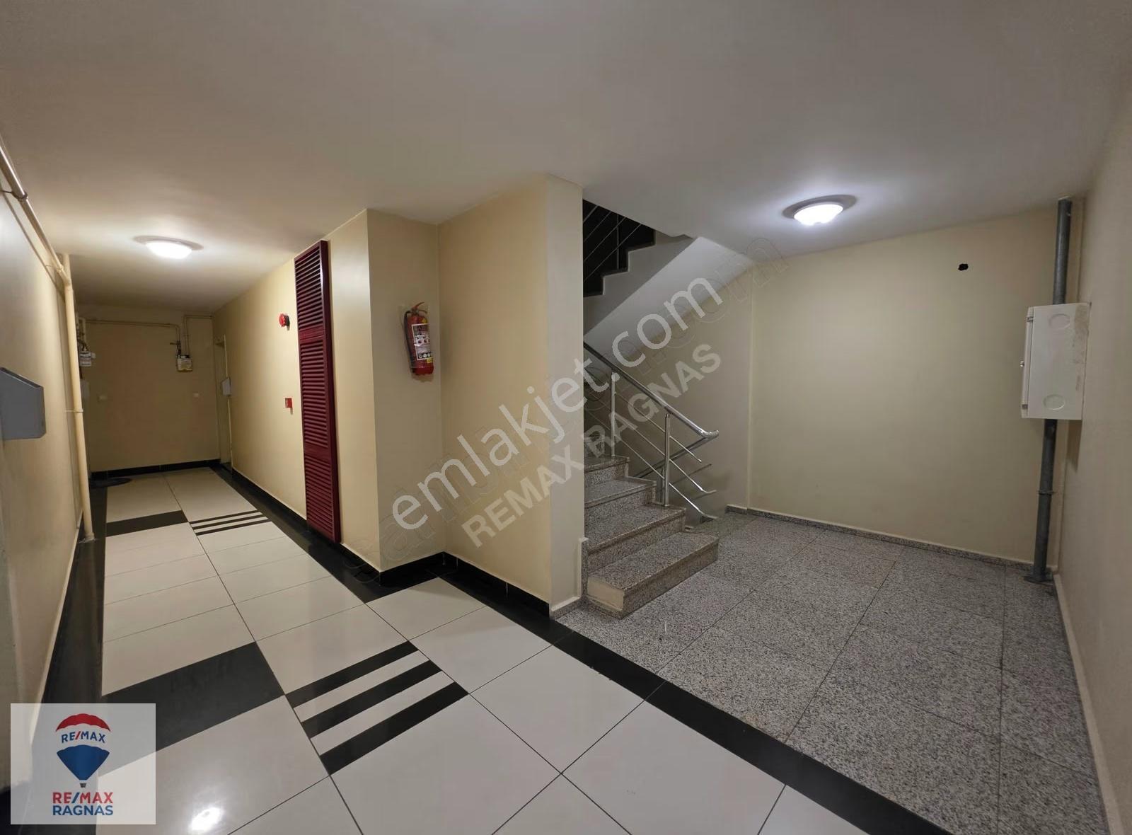 Dap Space Center'da Kiralık Havuz Manzaralı Güneş Alan 2+1 - Görsel 18