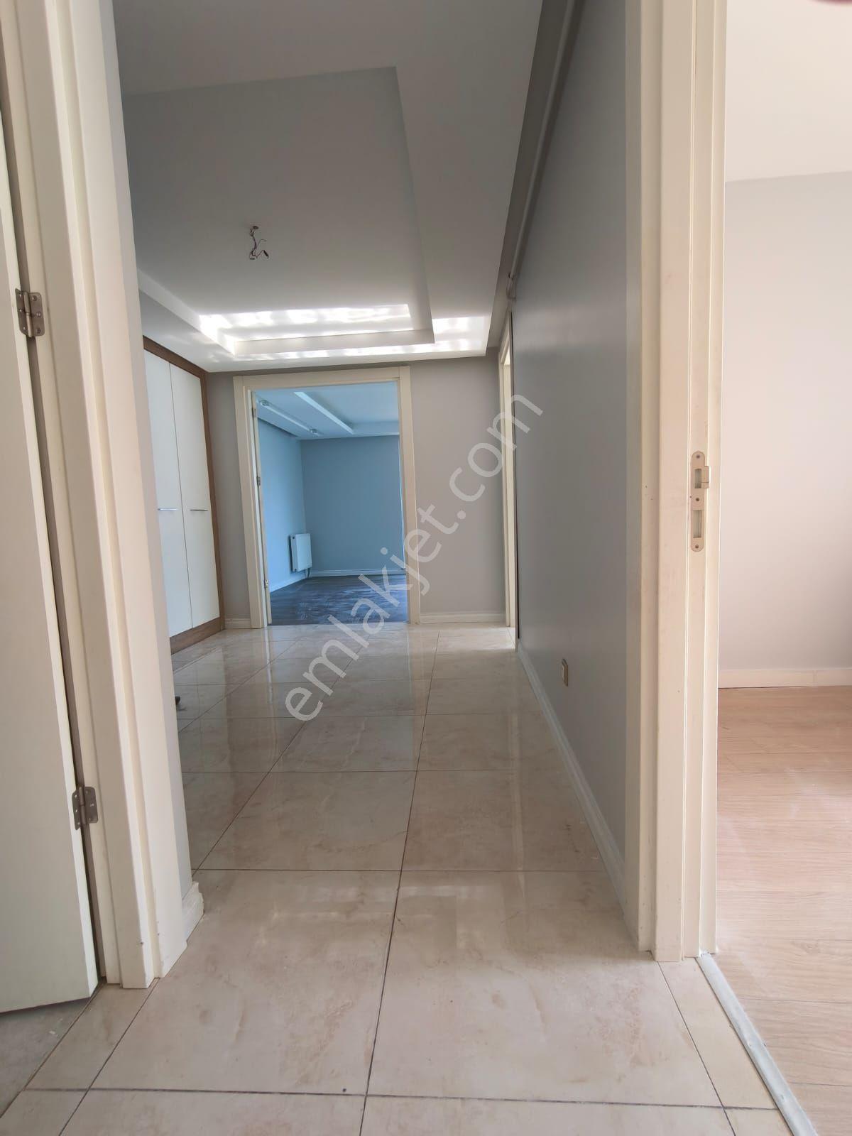 Beylikdüzü Adnan Kahvecıde Site İçinde 2+1 120m2 Ebeveyın Banyolu Kiralık Daire - Görsel 29